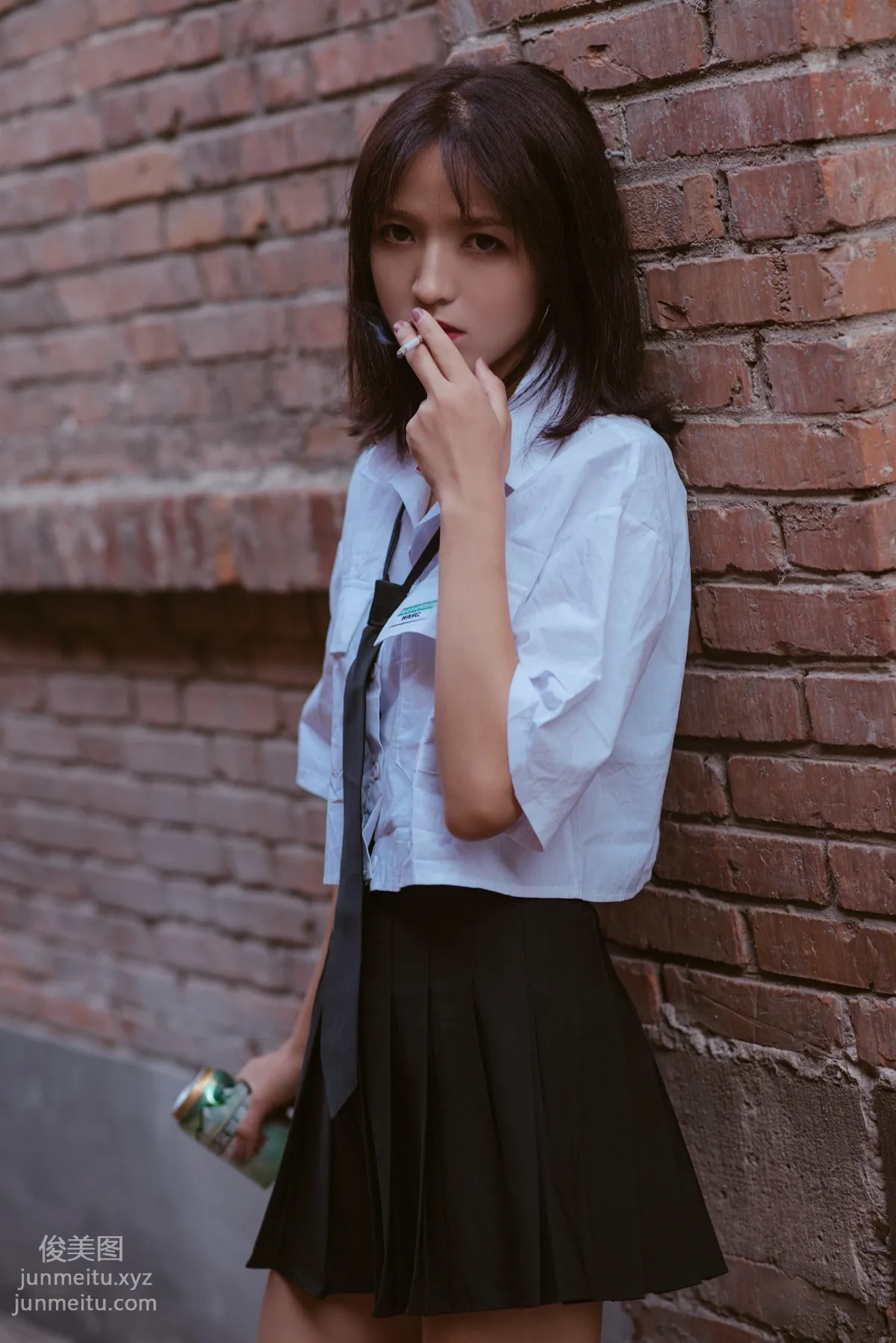 [YITUYU艺图语]2020.12.08 不良少女 Lily page 15