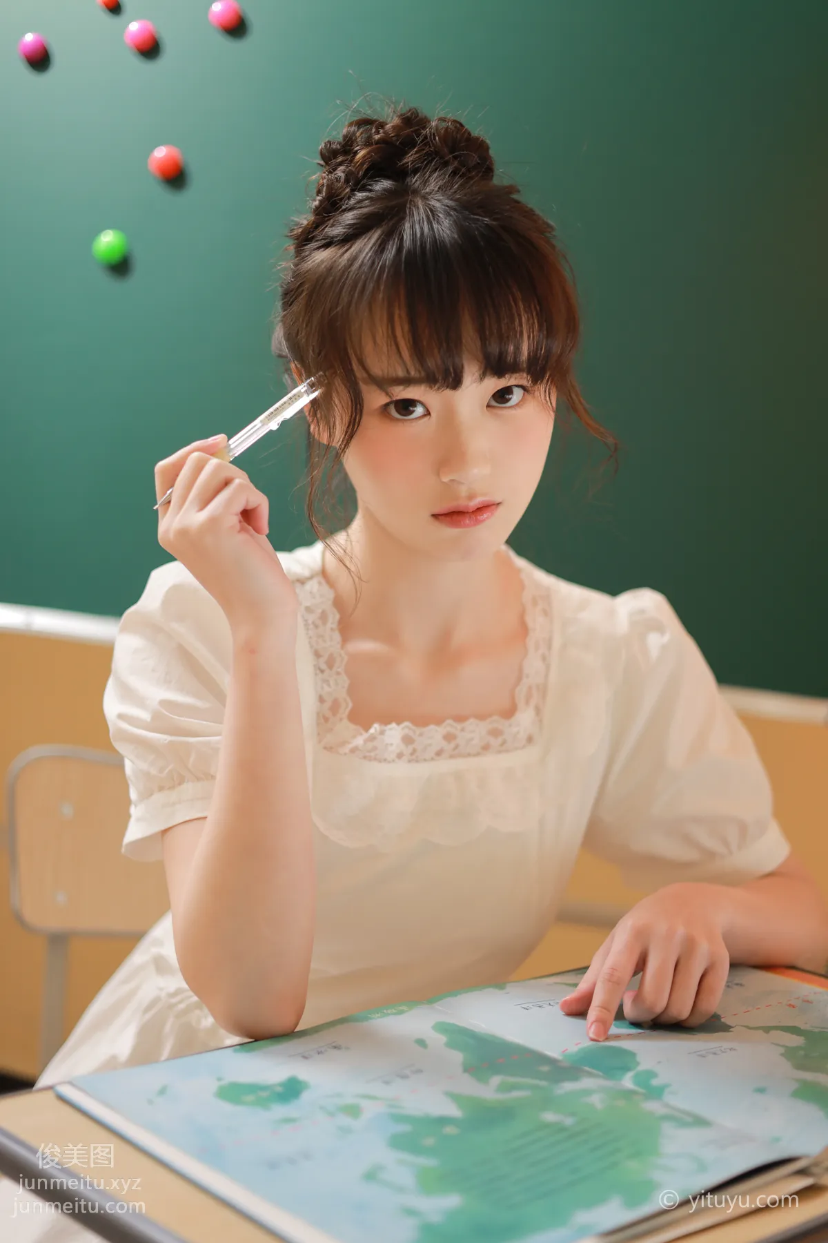 [YITUYU艺图语]2021.04.23 放学后 柚子 page 13