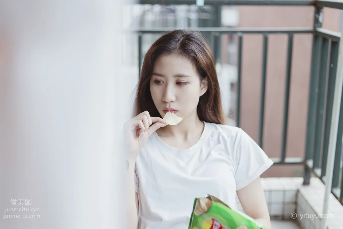 [YITUYU艺图语]2021.07.07 独自醒来 Jenny page 25