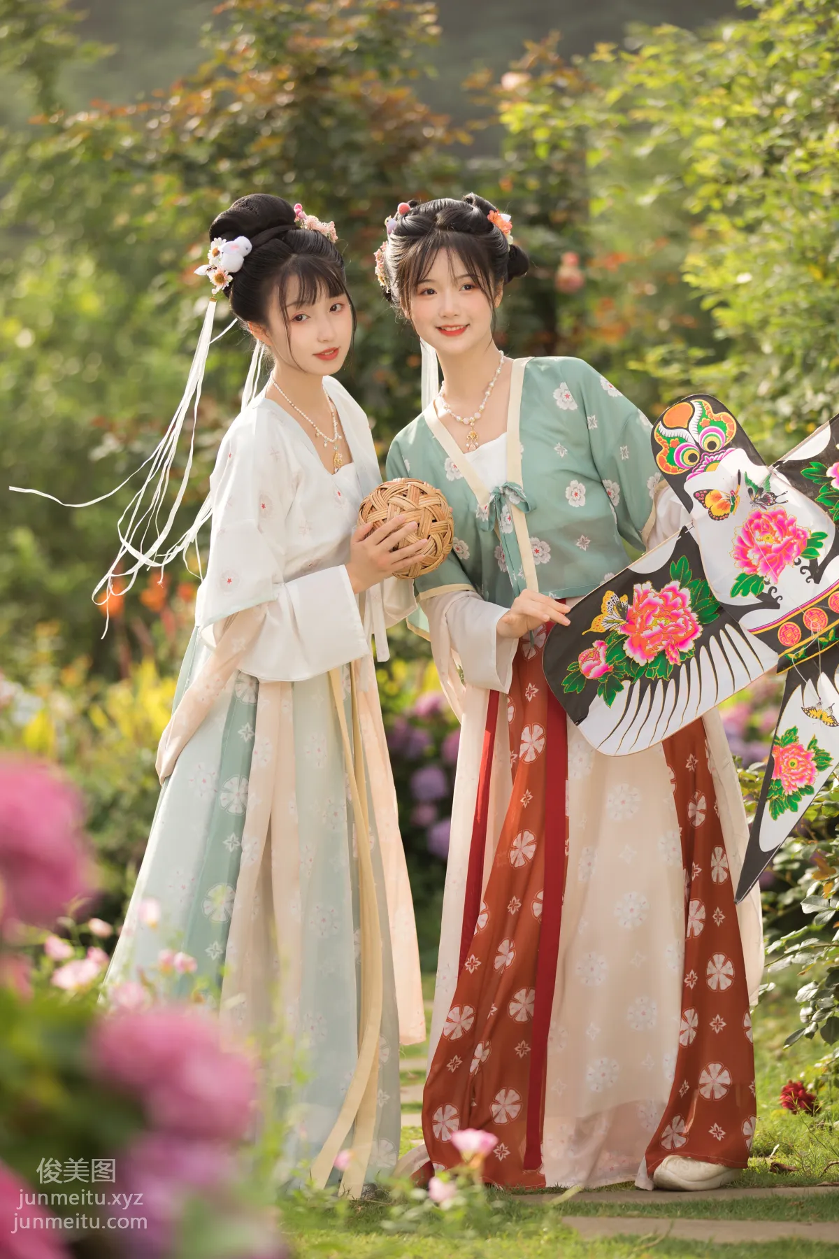 [YITUYU艺图语]2021.08.21 春日宴 miki小包子 page 17