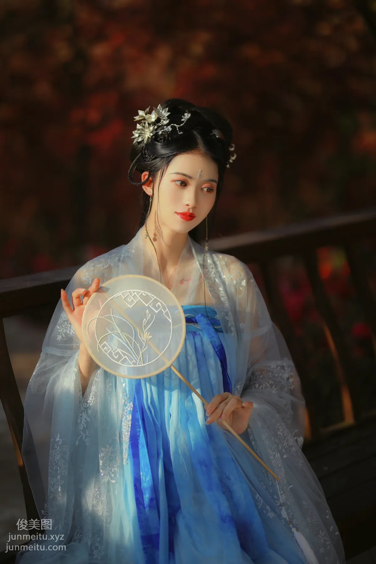 [YITUYU艺图语]2021.08.23 秋枫萧瑟 吉祥祥 page 7