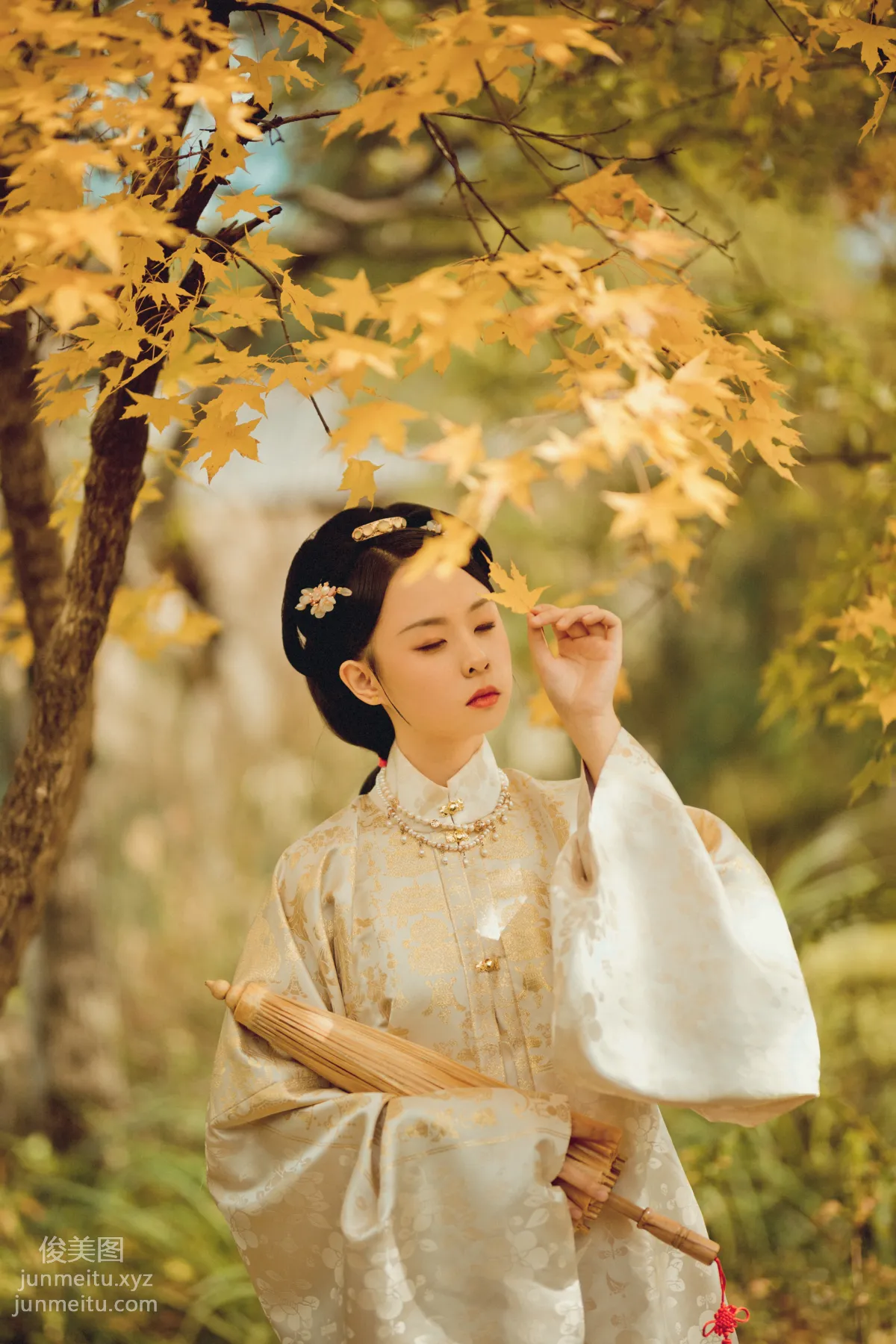 [YITUYU艺图语]2021.09.03 寻枫 冯友薇 page 18