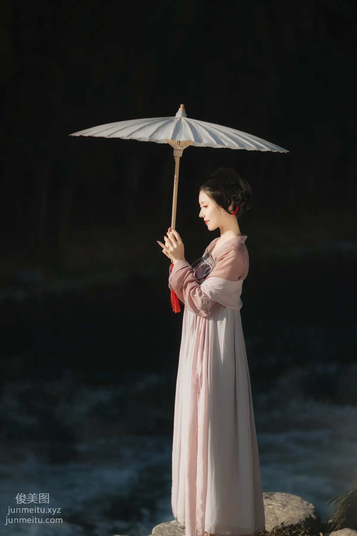 [YITUYU艺图语]2021.10.26 仙鹤 葵花花花儿 page 4