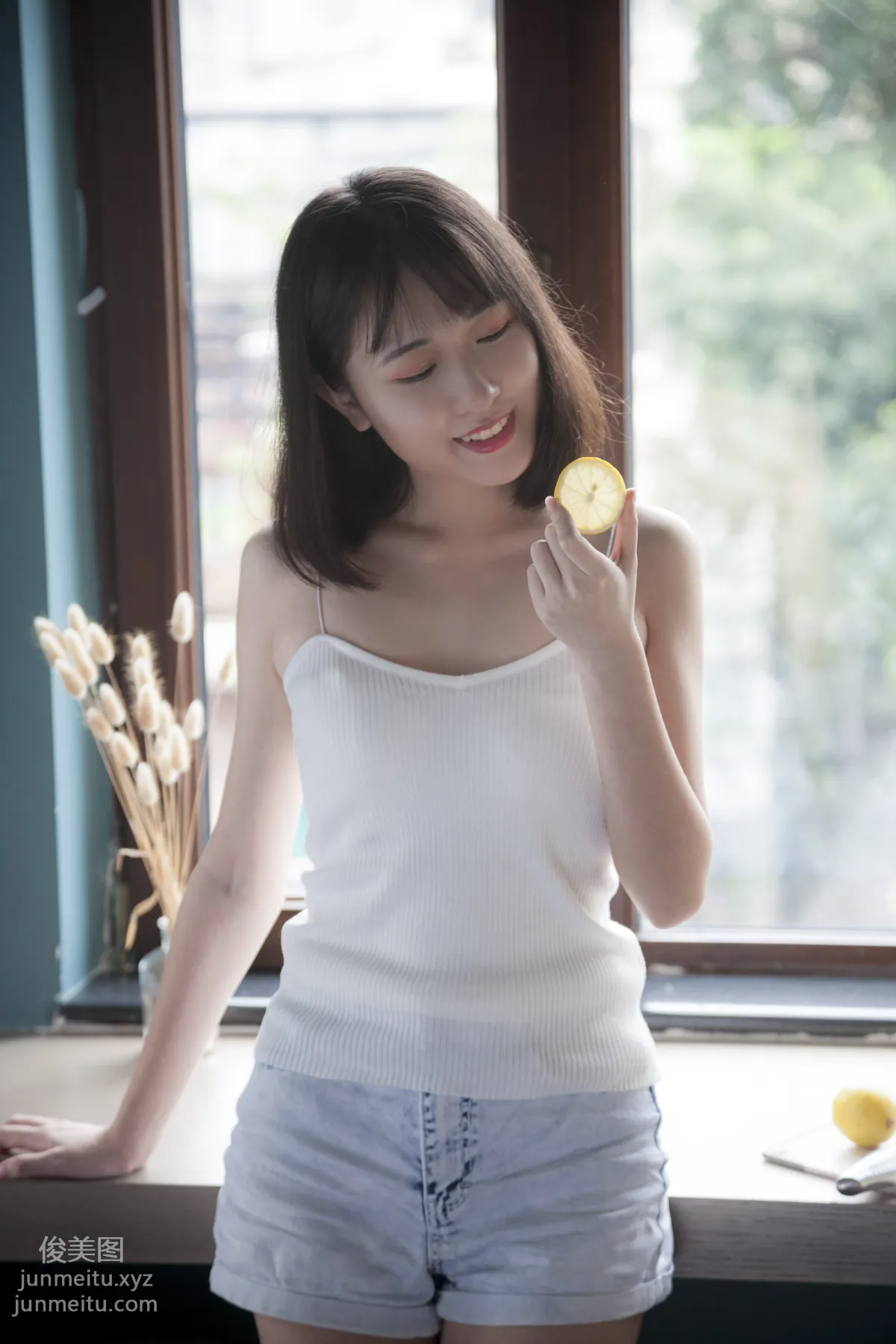 [YITUYU艺图语]2021.10.30 柠檬味的夏天 琳琳 page 17