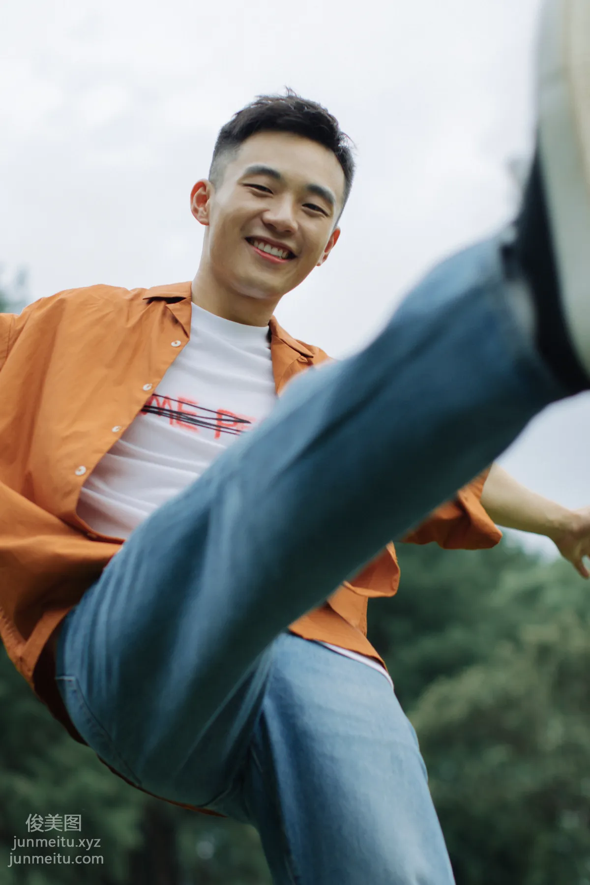 [YITUYU艺图语]2021.11.06 大男孩 活烦 page 4