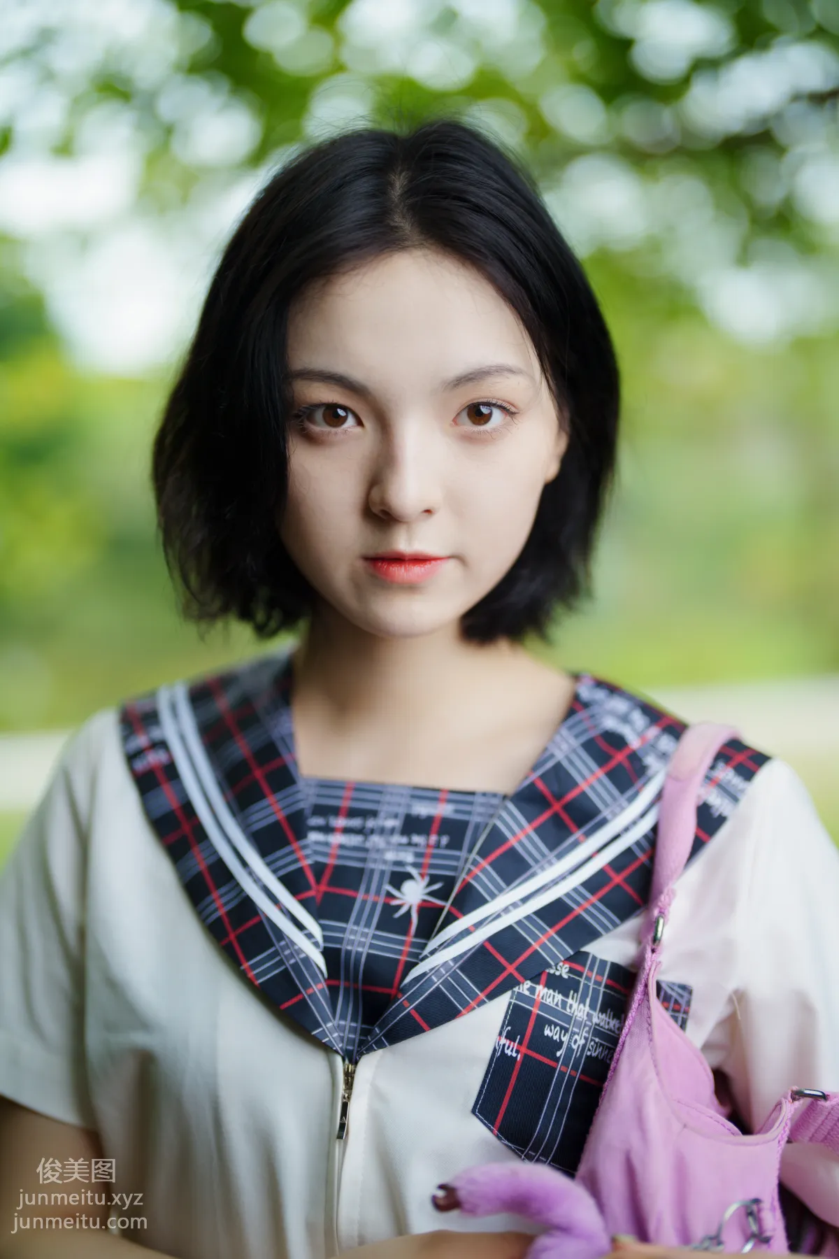 [YITUYU艺图语]2021.11.12 花田里的JK少女 dudu page 7