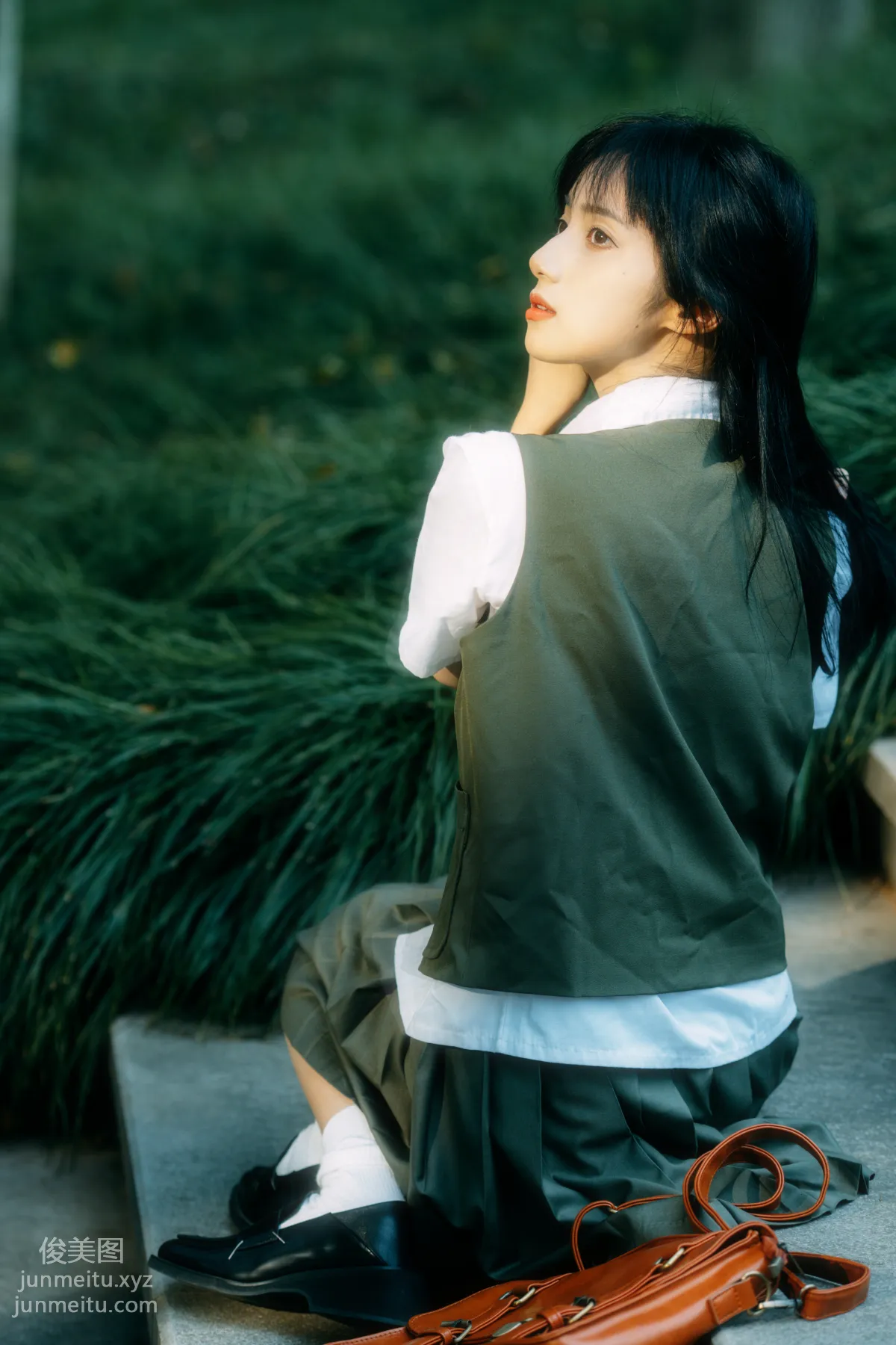 [YITUYU艺图语]2021.11.26 绿色心情 月半了吧 page 17