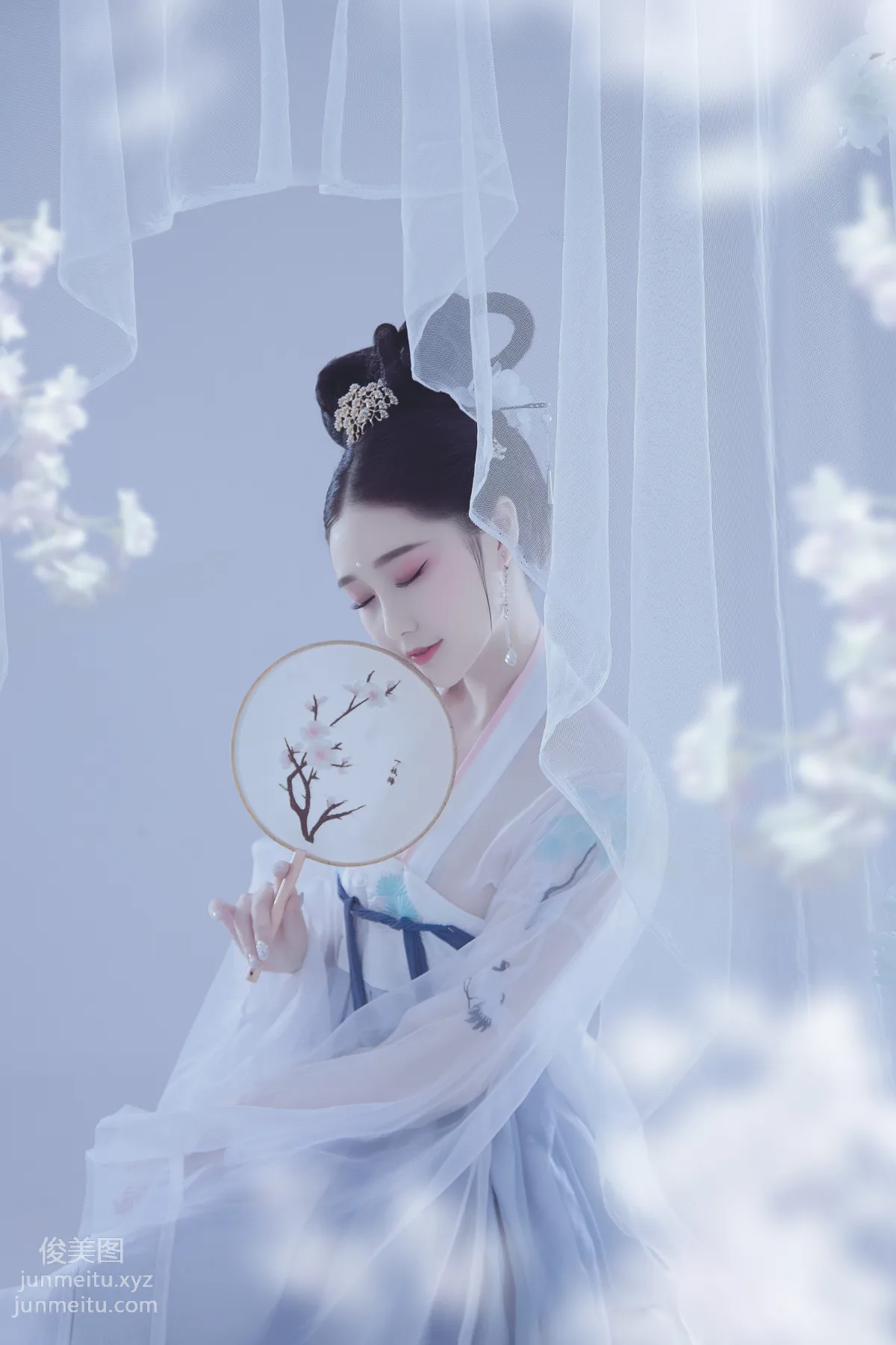 [YITUYU艺图语]2021.12.13 绣幕芙蓉 娜宝 page 17