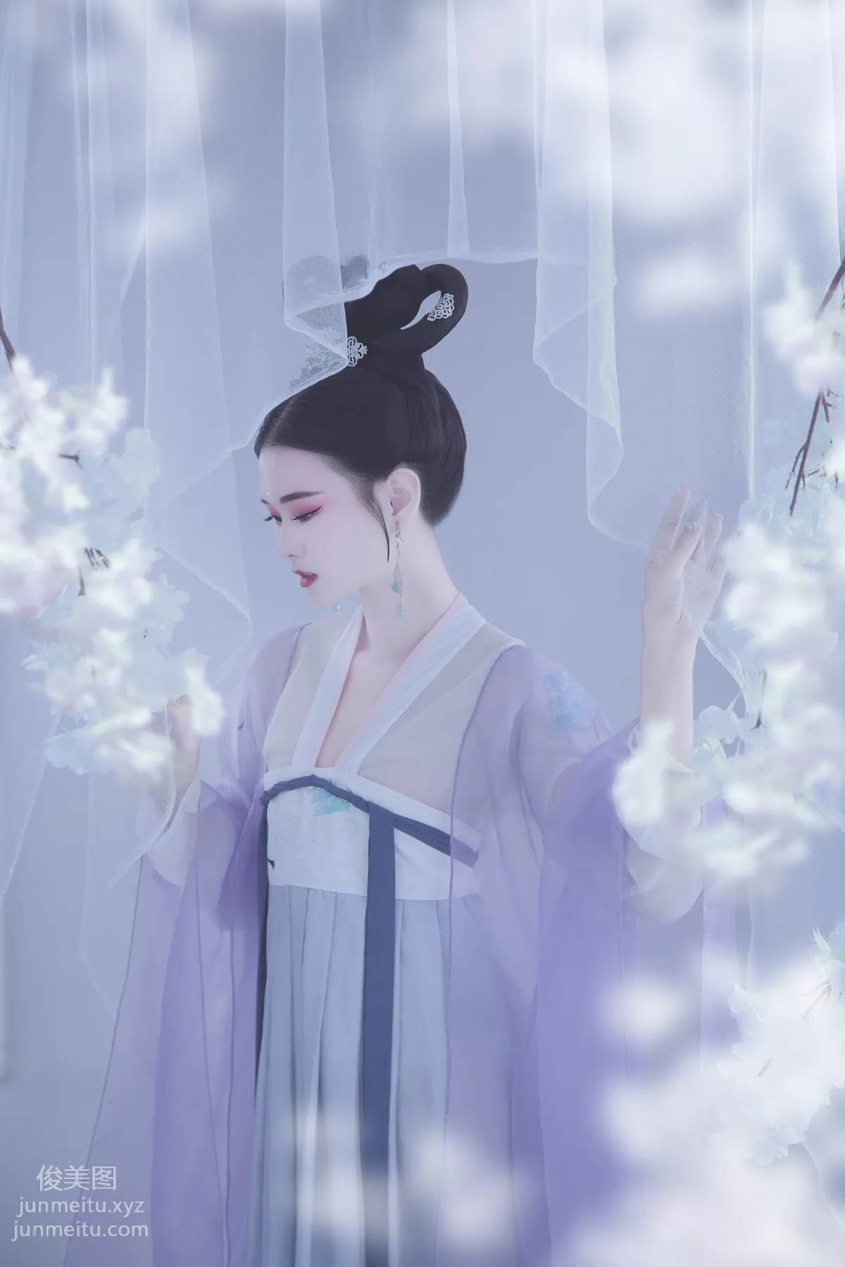 [YITUYU艺图语]2021.12.13 绣幕芙蓉 娜宝 page 22