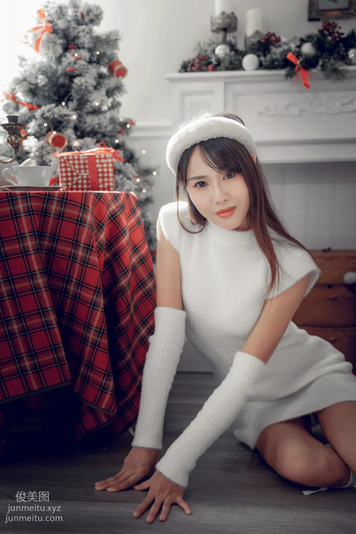 [YITUYU艺图语]2021.12.21 圣诞少女 lin page 8