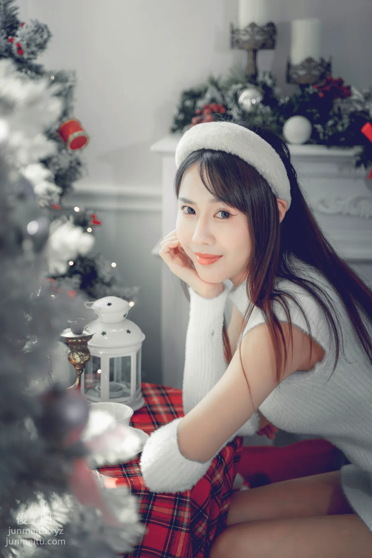 [YITUYU艺图语]2021.12.21 圣诞少女 lin page 14