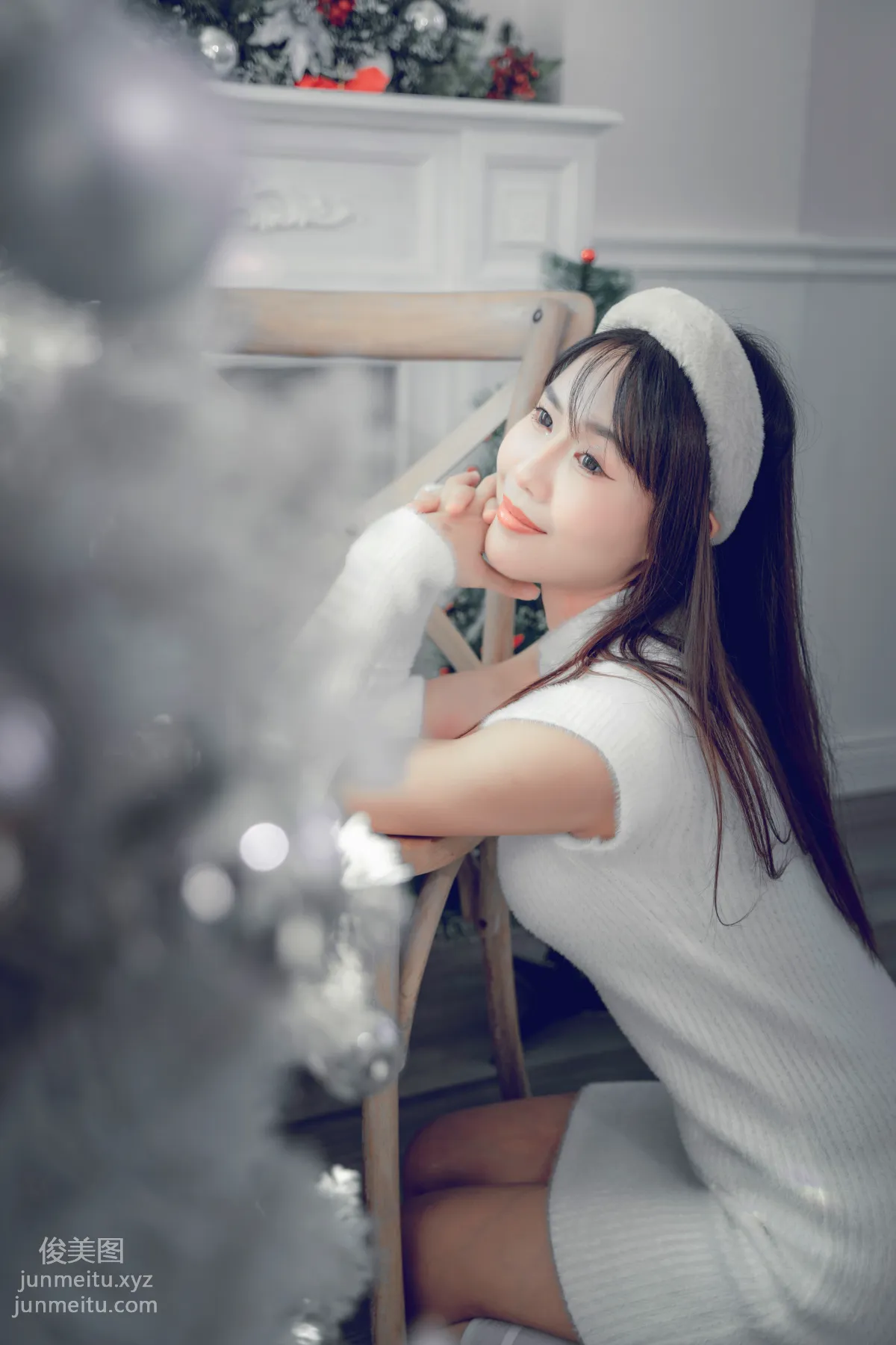 [YITUYU艺图语]2021.12.21 圣诞少女 lin page 16