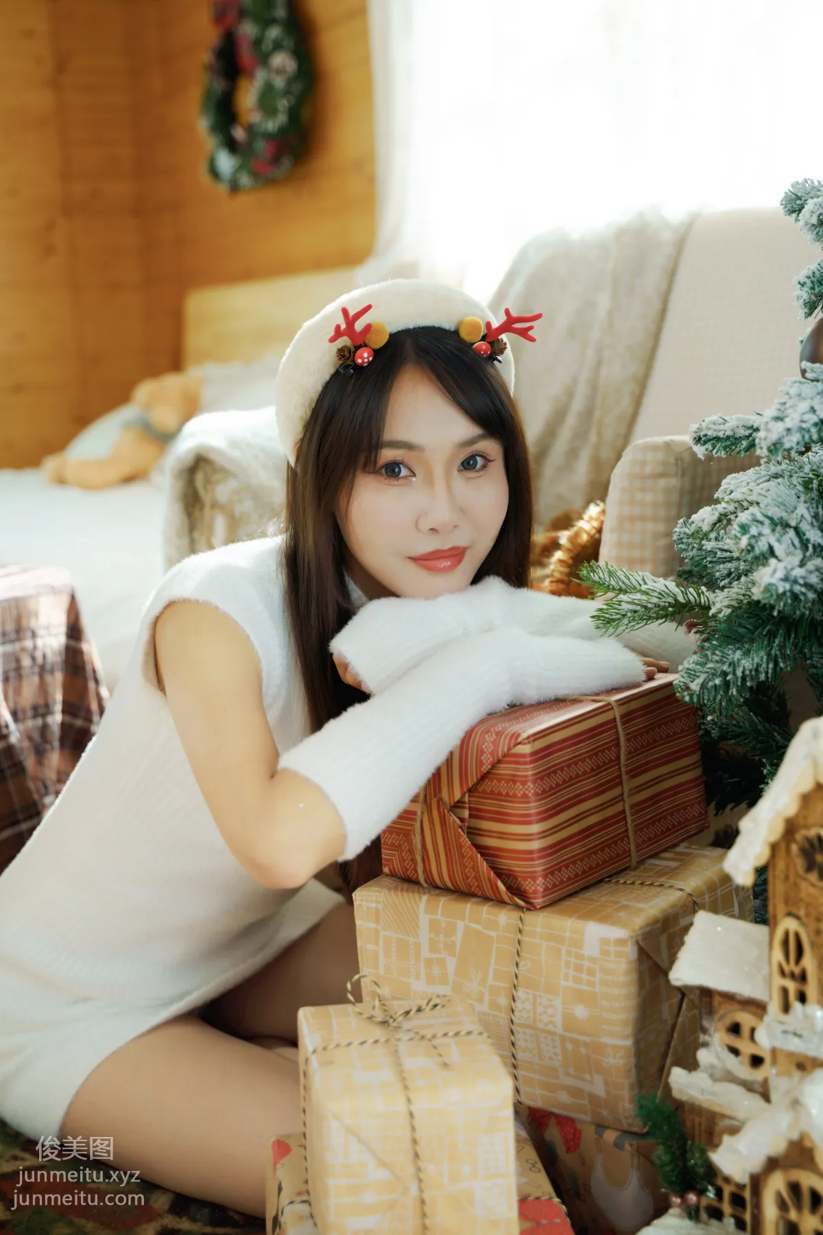 [YITUYU艺图语]2021.12.21 圣诞少女 lin page 22