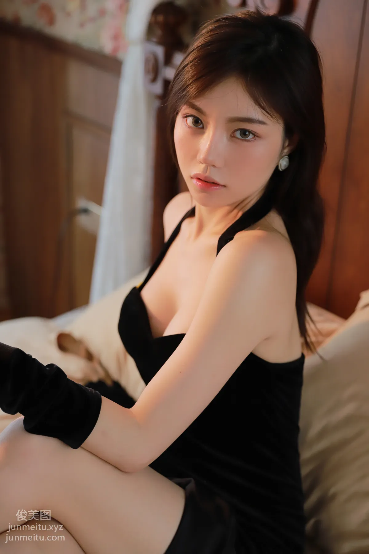 [YITUYU艺图语]2021.12.22 黑色晚礼服 欣艾 page 13