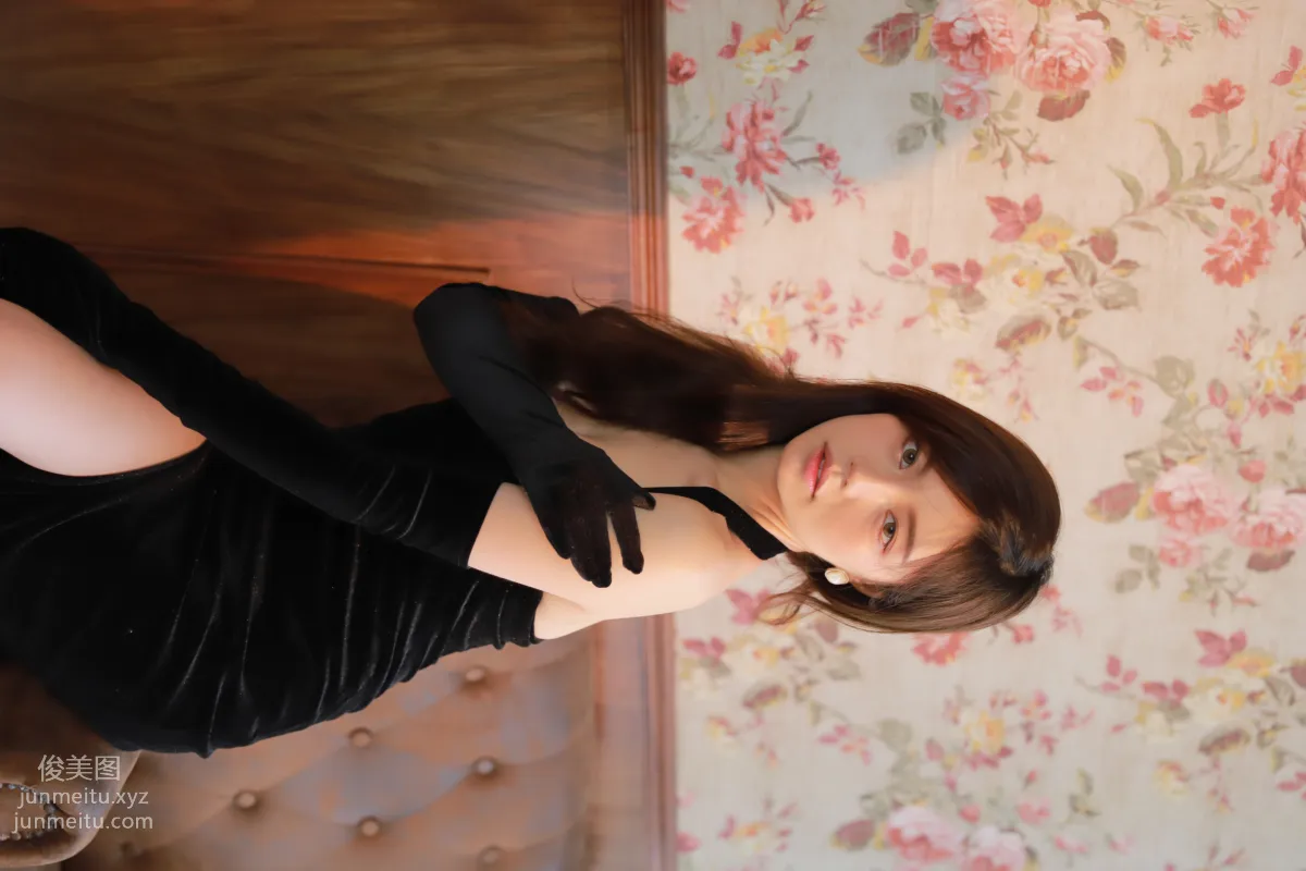 [YITUYU艺图语]2021.12.22 黑色晚礼服 欣艾 page 23