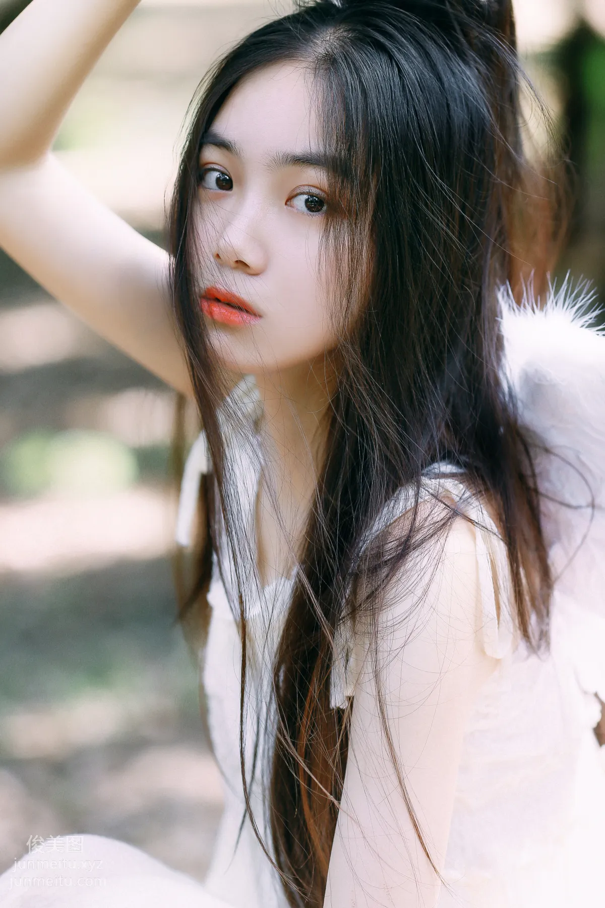[YITUYU艺图语]2022.01.08 挥着翅膀的女孩 棒棒橙 page 4