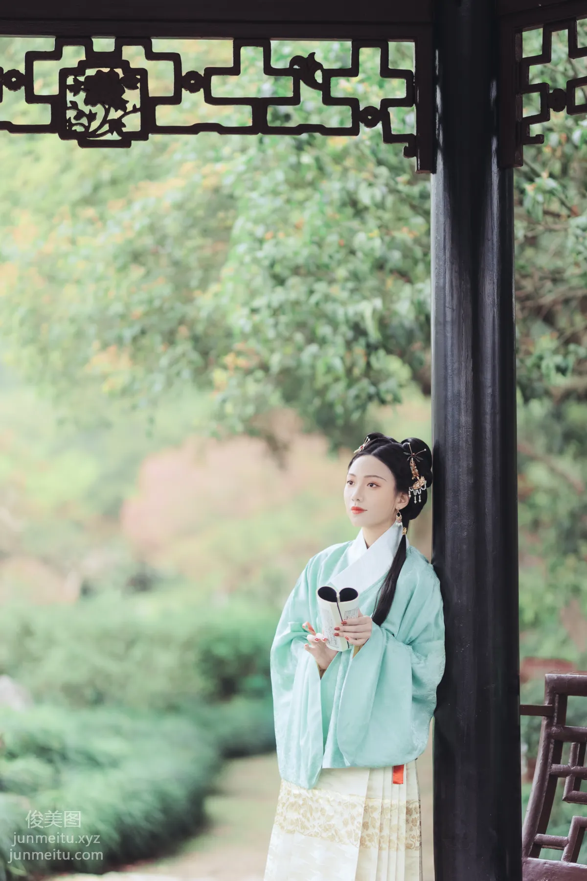 [YITUYU艺图语]2022.01.12 海棠依旧 Joyceee page 3