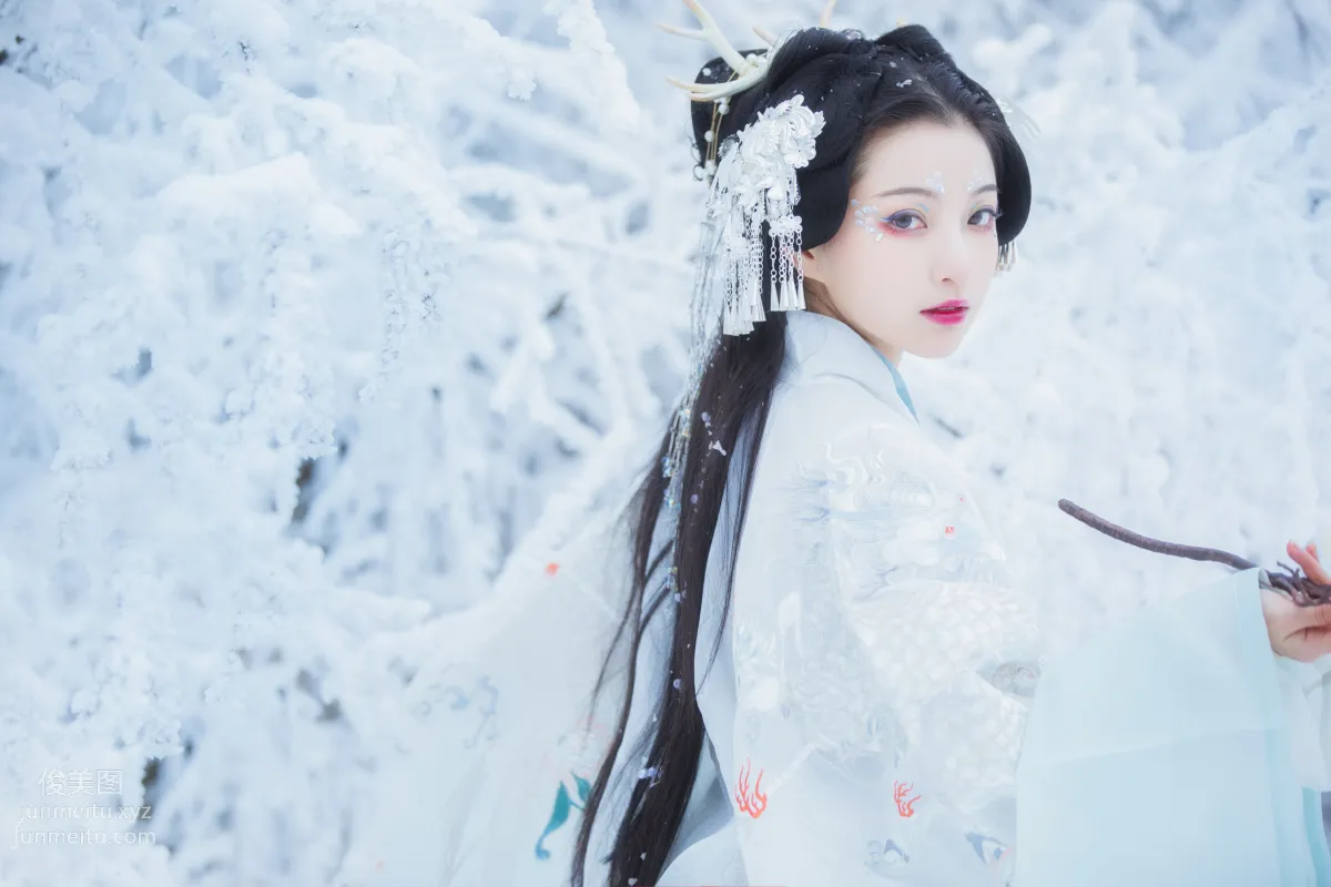 [YITUYU艺图语]2022.01.12 雪妖 一千只大日日 page 8