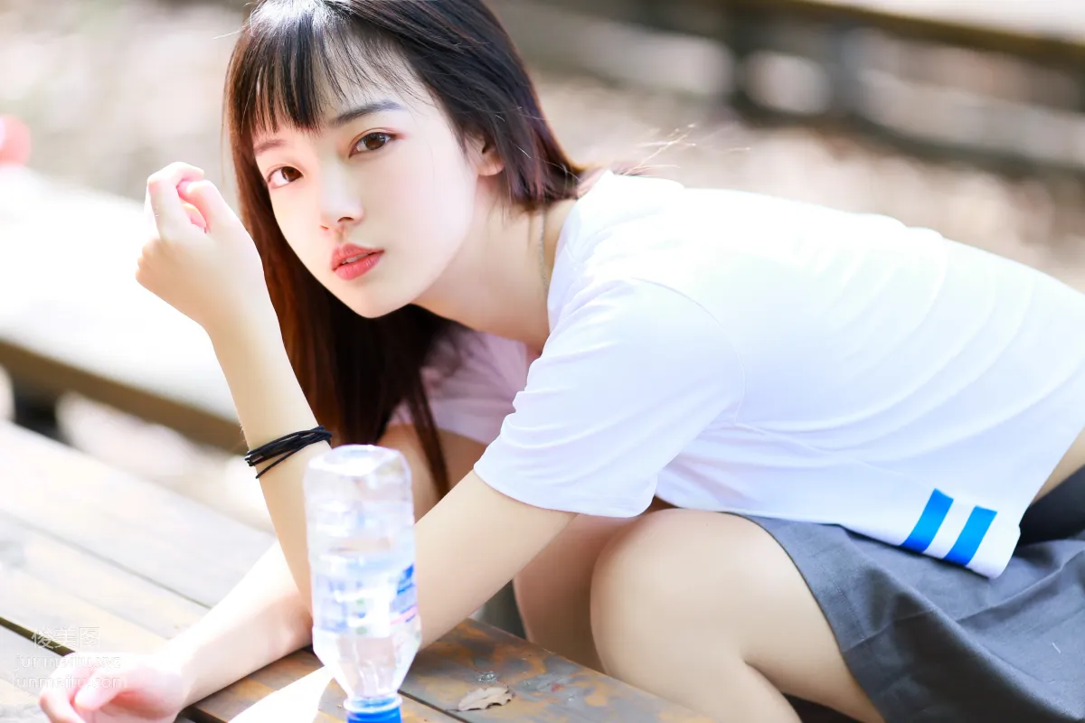 [YITUYU艺图语]2022.01.15 阳光下的运动女孩 一鸭咿呀哟 page 12