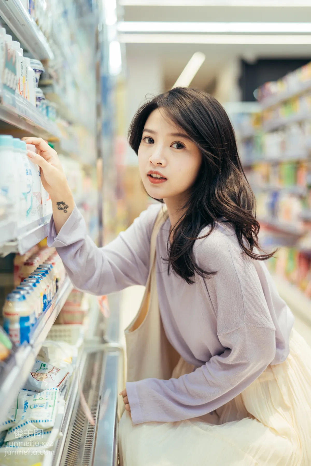 [YITUYU艺图语]2022.01.26 一大堆零食，便利店里的小满足 喵喵喵是锦儿呀 page 4