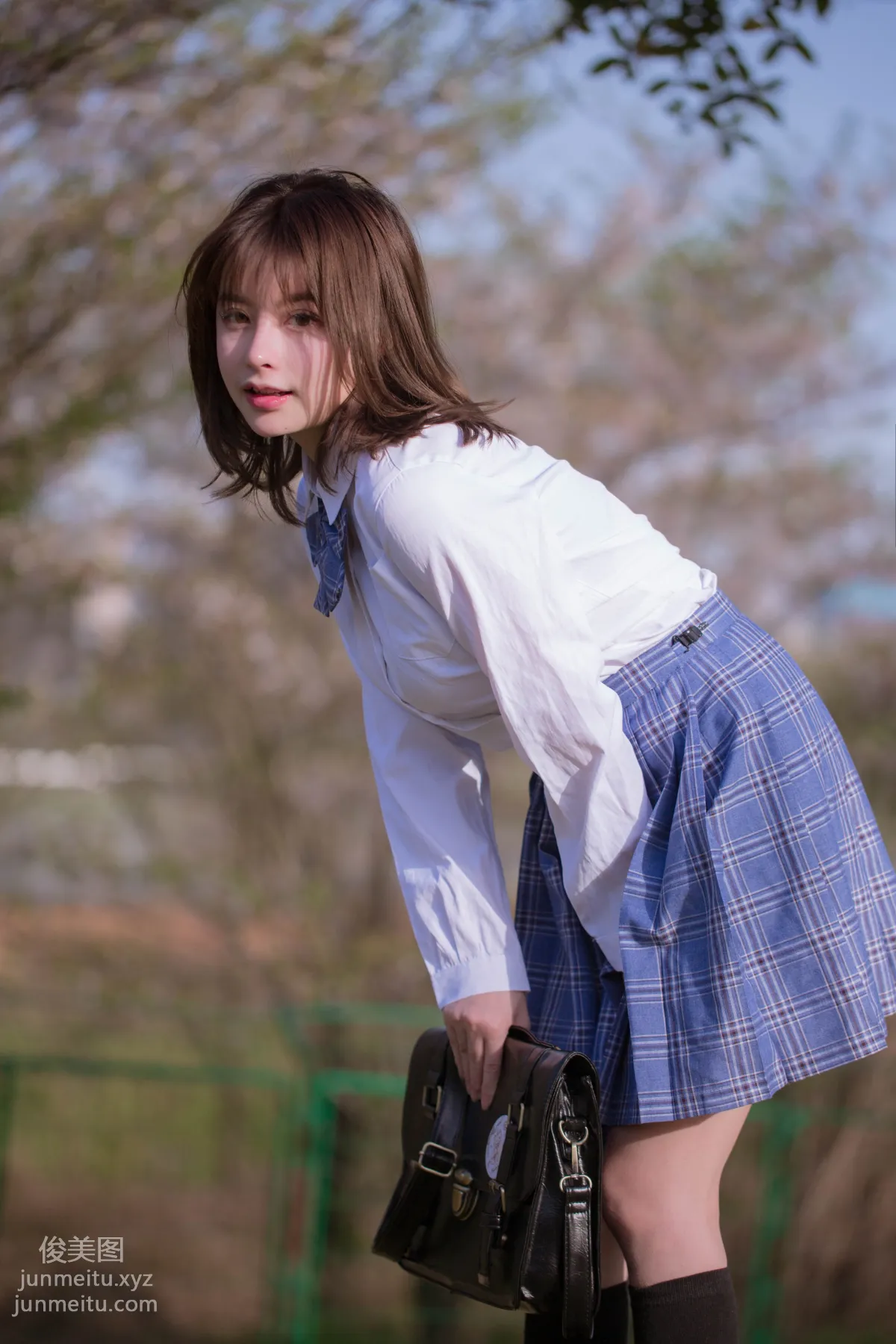 [YITUYU艺图语]2022.02.23 JK写真集 青山情山 page 31