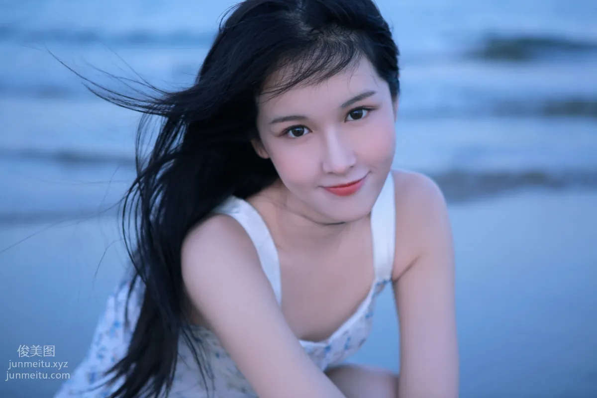 [艺图语] 2022.05.15 很靠近海 尚雨茜Momooly page 21