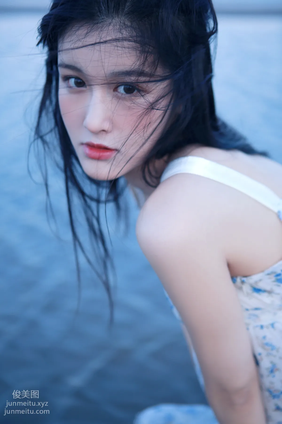 [艺图语] 2022.05.15 很靠近海 尚雨茜Momooly page 23