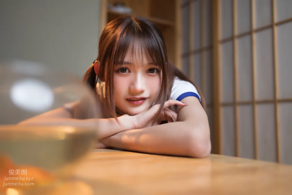 [艺图语] 2022.05.16 体操服少女 兔子Zzz不吃胡萝卜 page 25