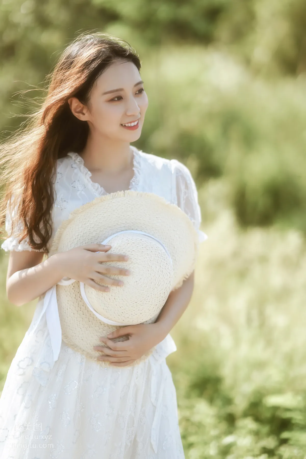 [艺图语] 2022.05.19 温柔 nunu婕 page 37