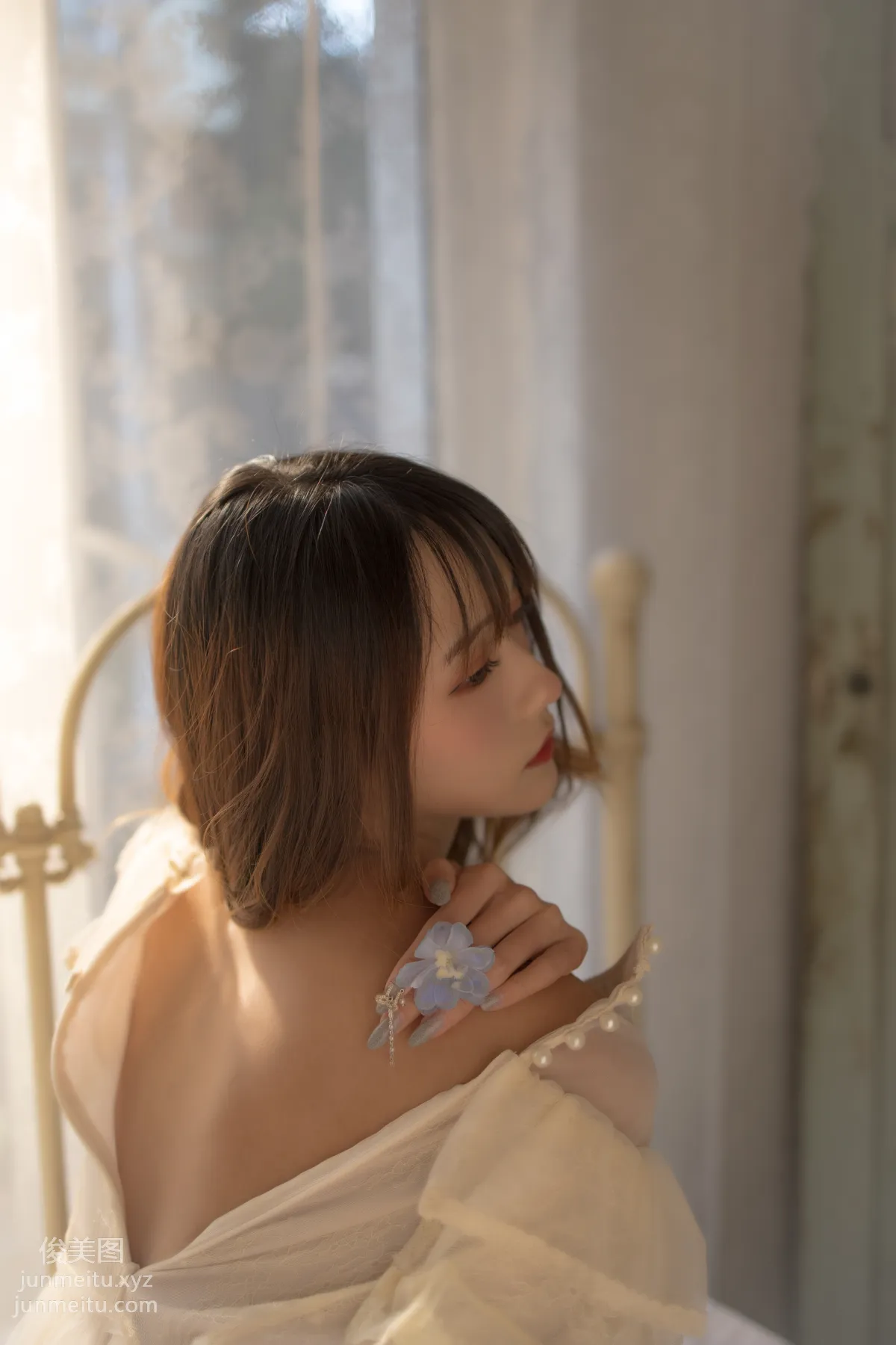 [艺图语] 2022.05.21 蓝风铃 兔子Zzz不吃胡萝卜 page 22