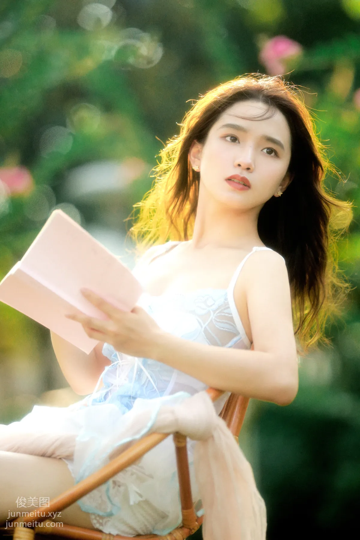 [艺图语] 2022.05.22 月光女孩 落落 page 8