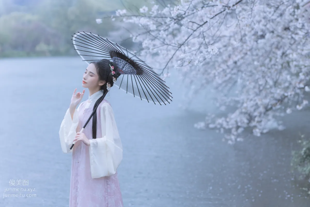 [艺图语] 2022.05.25 雨樱花 眸小妖 page 5