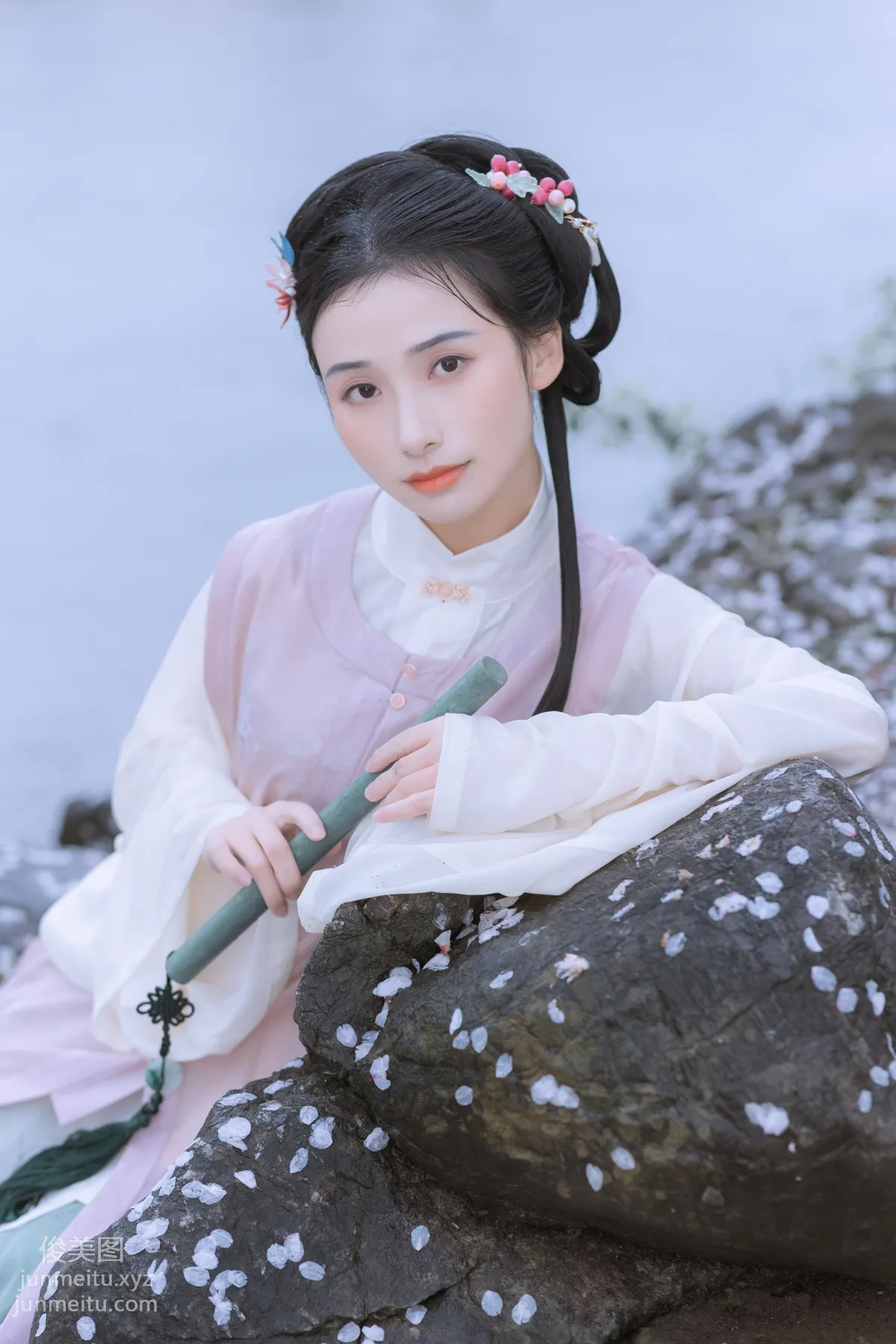 [艺图语] 2022.05.25 雨樱花 眸小妖 page 29