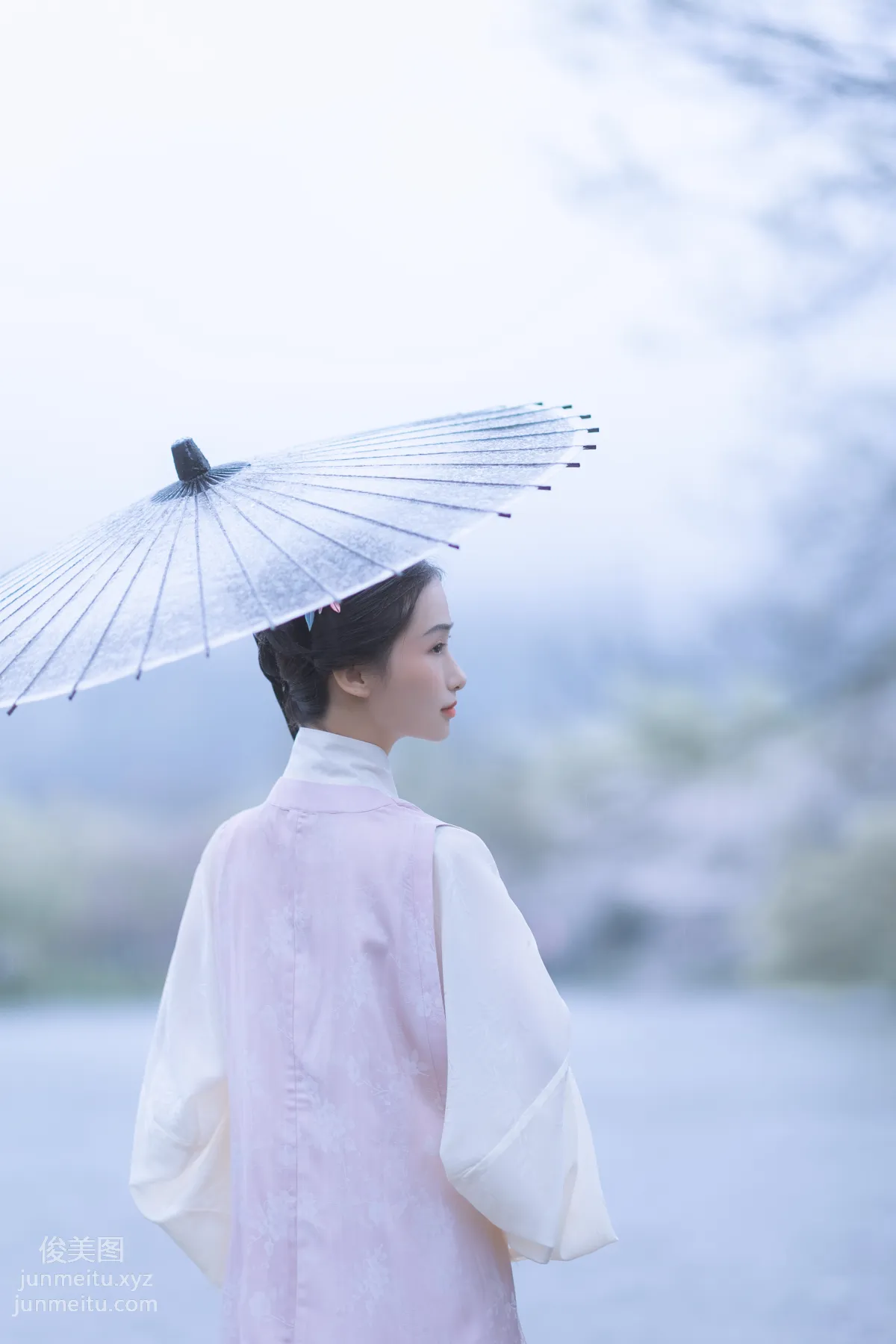 [艺图语] 2022.05.25 雨樱花 眸小妖 page 46