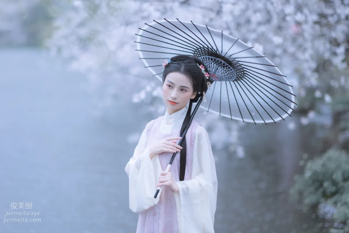 [艺图语] 2022.05.25 雨樱花 眸小妖 page 47