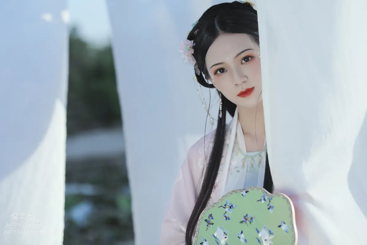 [艺图语] 2022.05.30 芙蓉 ella page 19