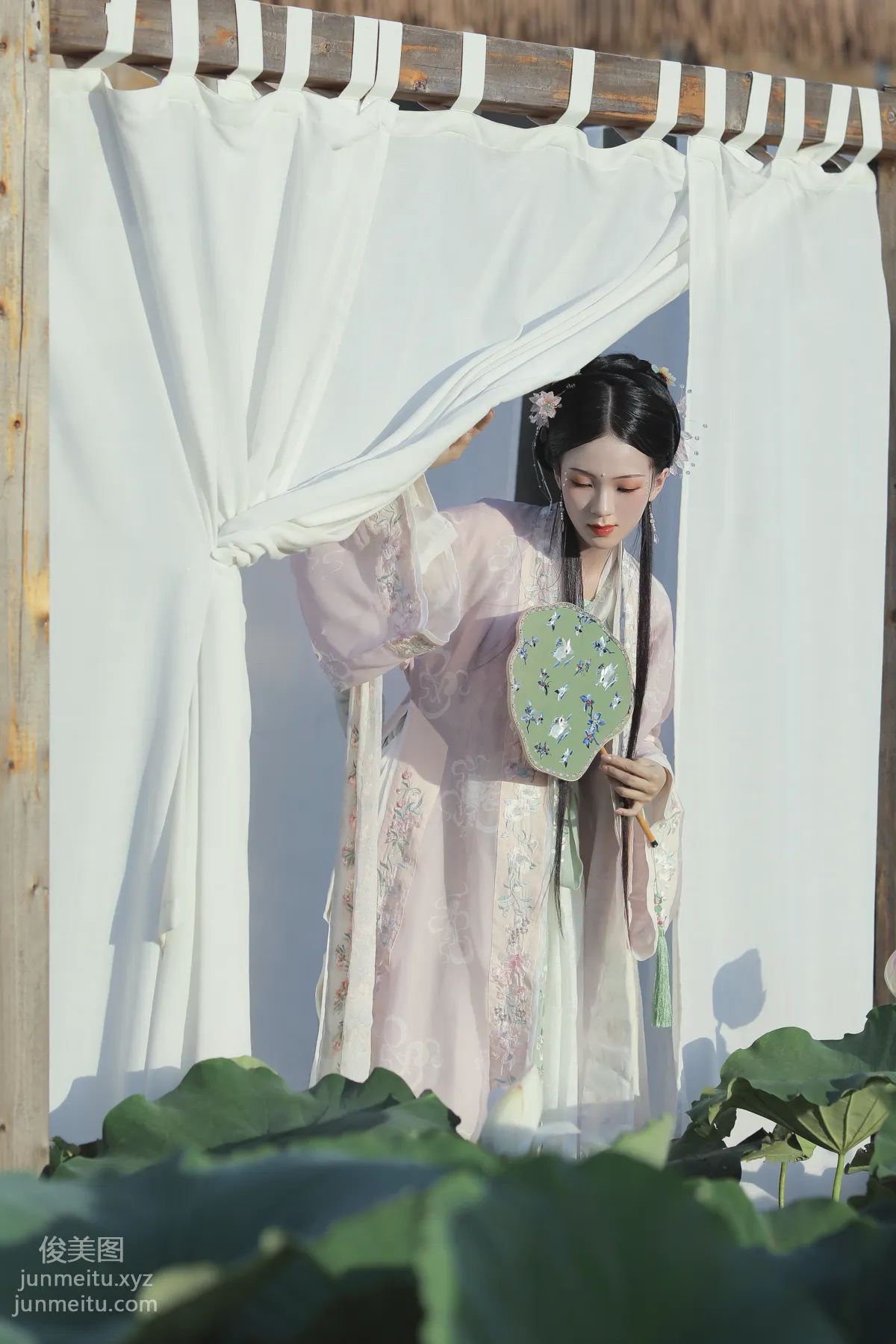 [艺图语] 2022.05.30 芙蓉 ella page 22