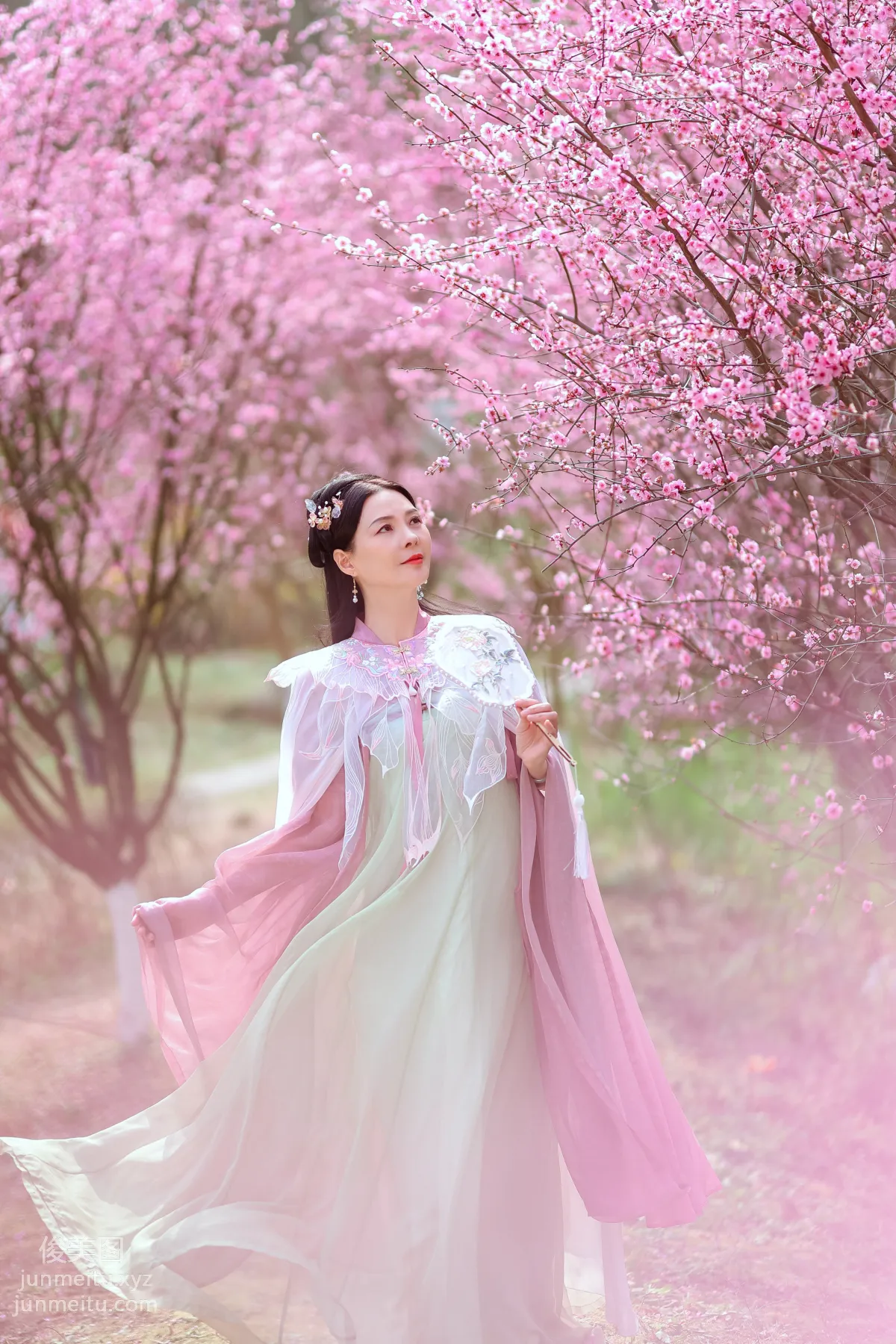 [艺图语] 2022.05.31 暖春樱色 莲 page 4