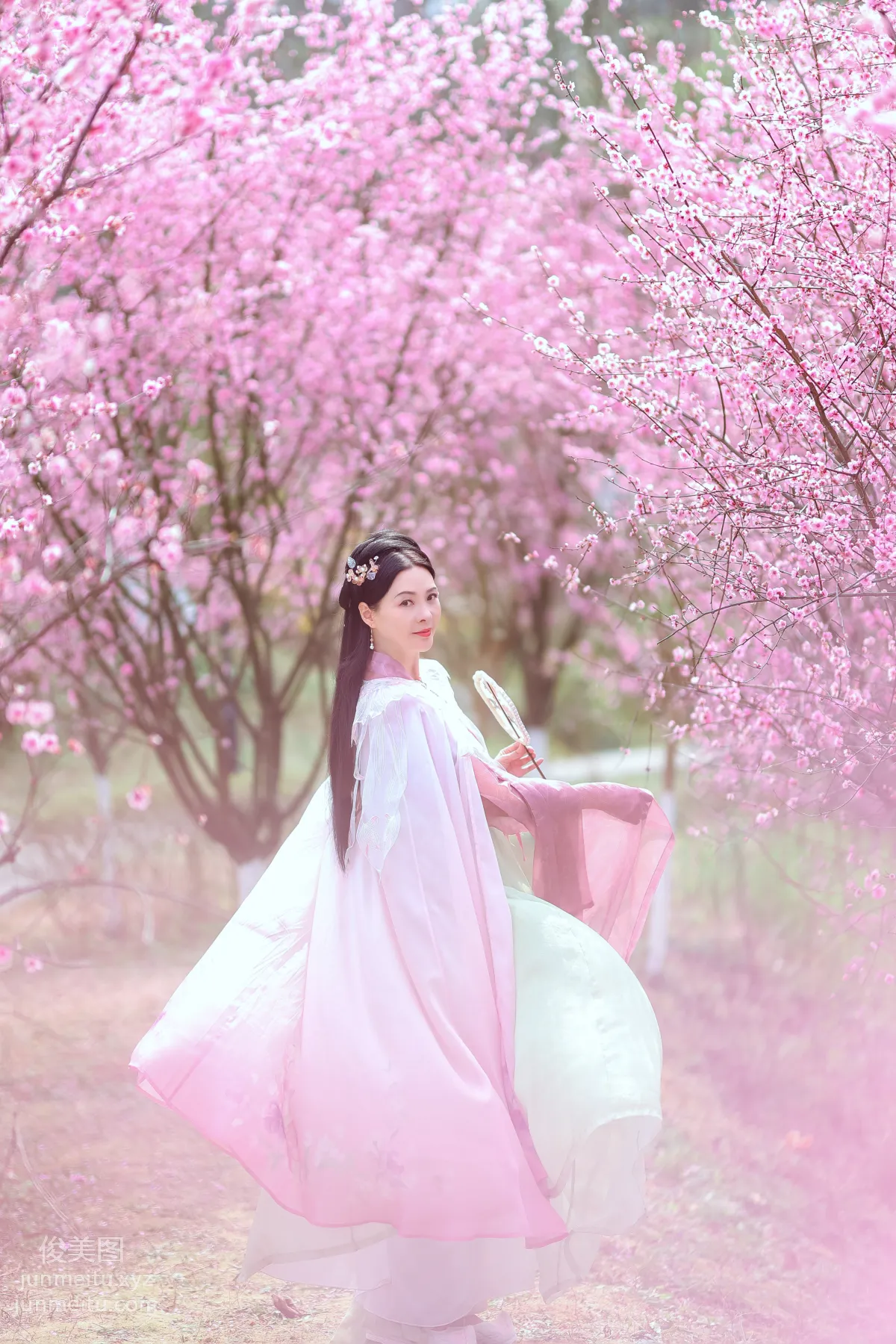 [艺图语] 2022.05.31 暖春樱色 莲 page 19