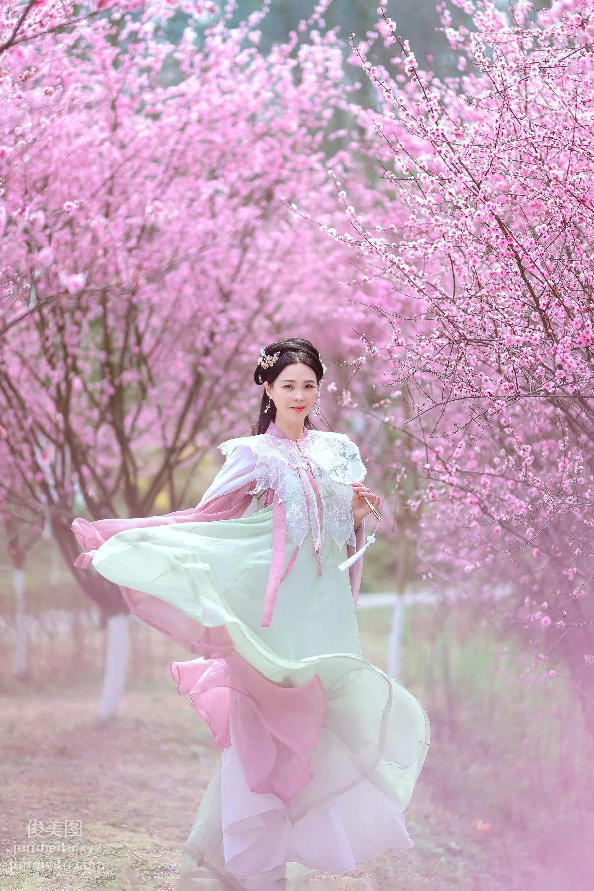[艺图语] 2022.05.31 暖春樱色 莲 page 22