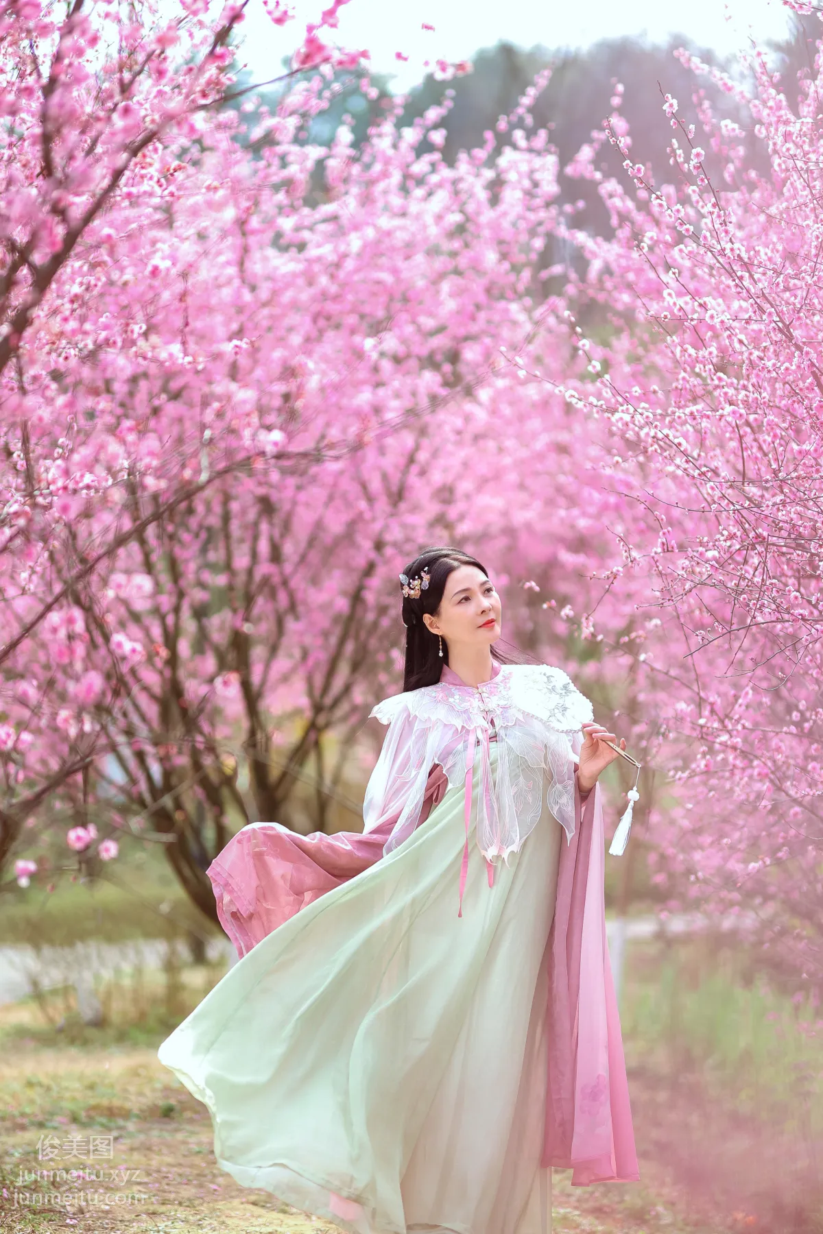 [艺图语] 2022.05.31 暖春樱色 莲 page 25