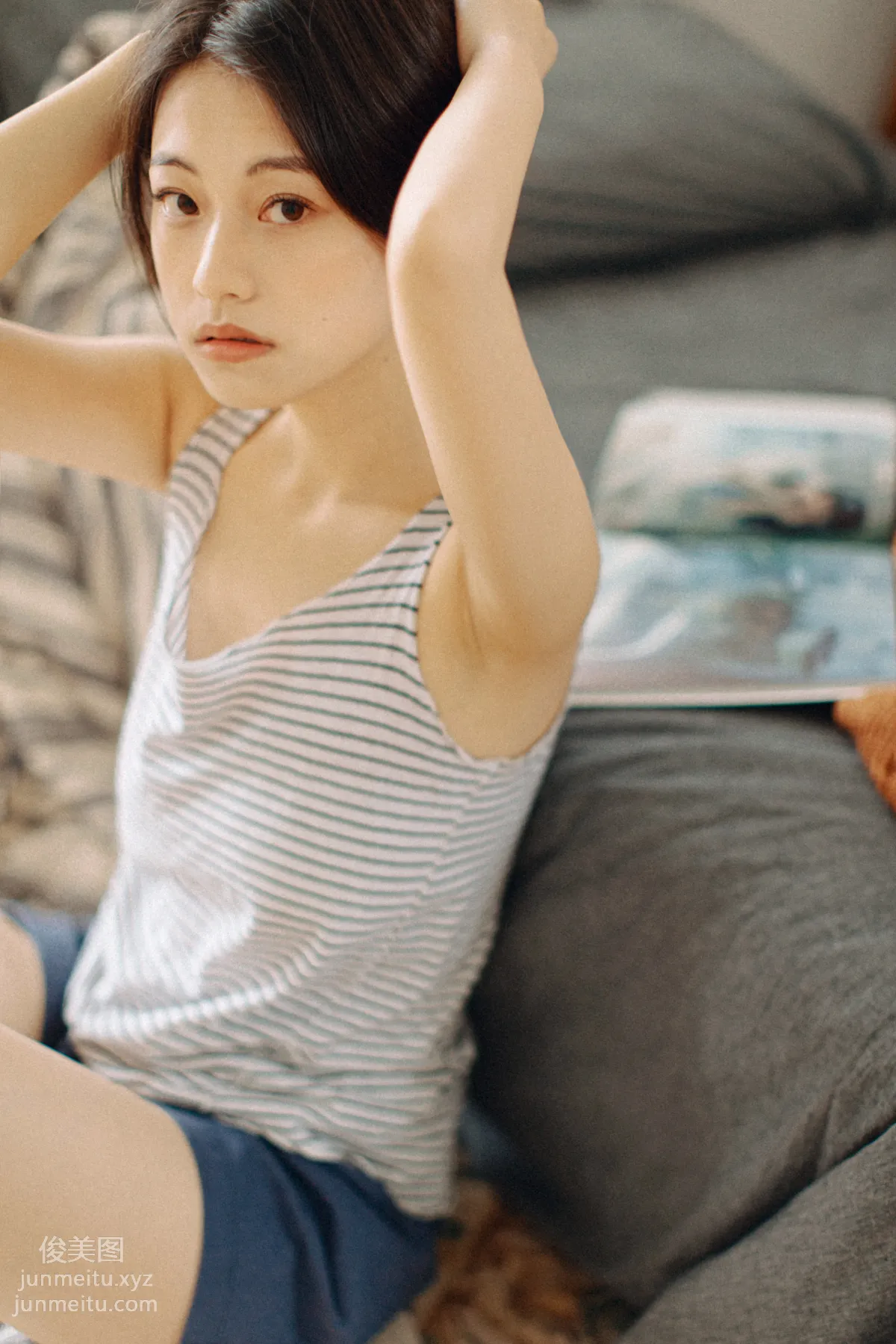 [艺图语] 2022.06.01 寝居女子写真集 九月 page 13