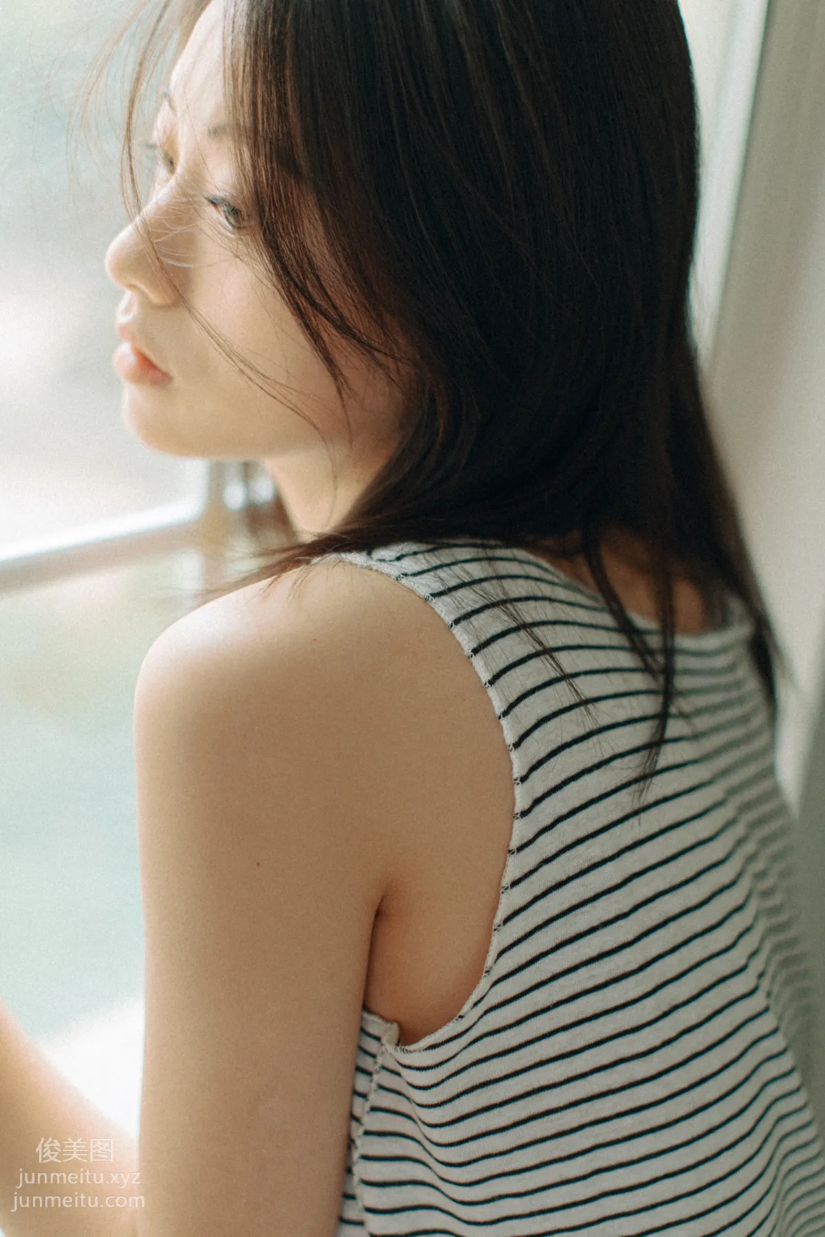 [艺图语] 2022.06.01 寝居女子写真集 九月 page 31