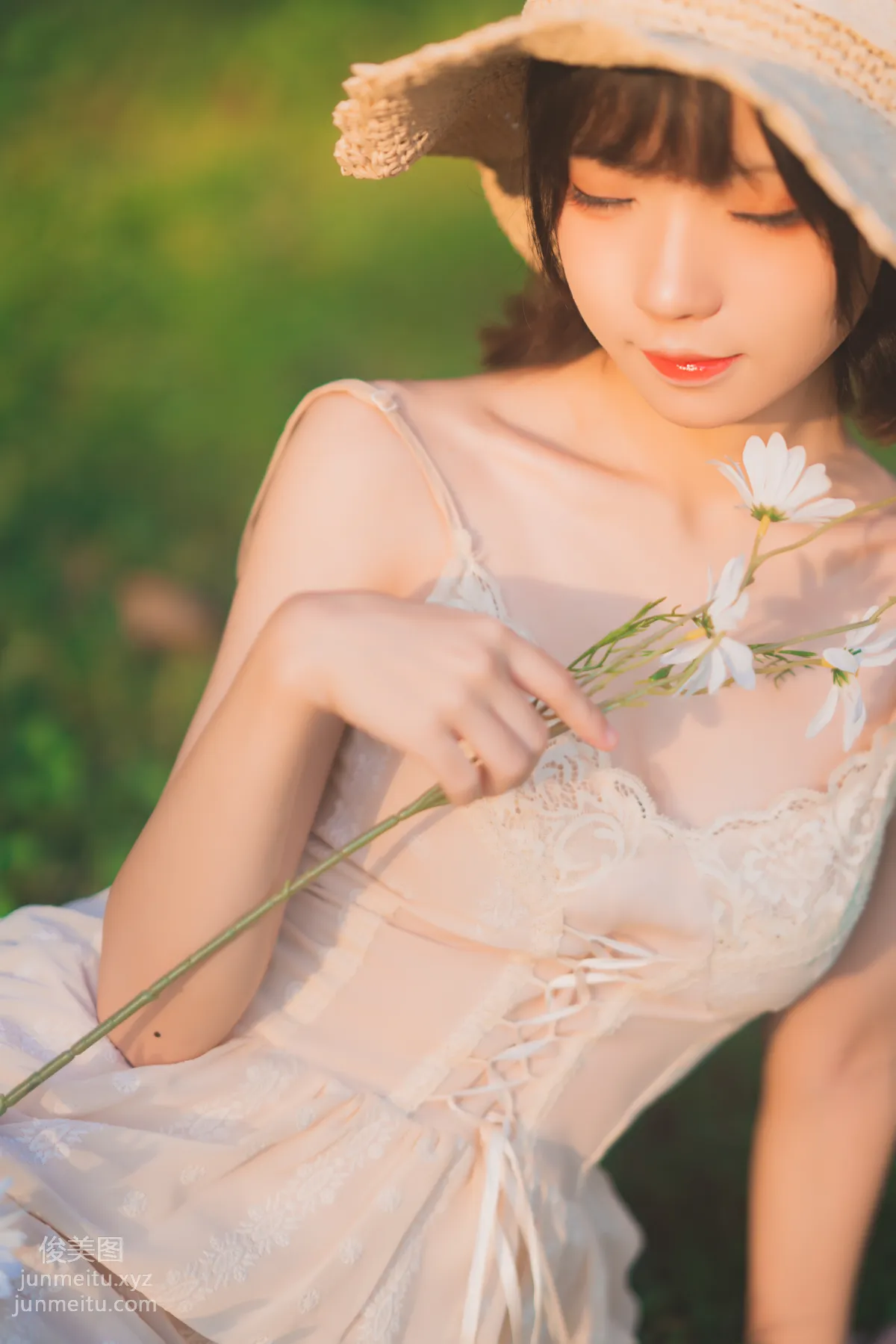 [艺图语] 2022.06.09 贩卖黄昏 花柒Hana page 25