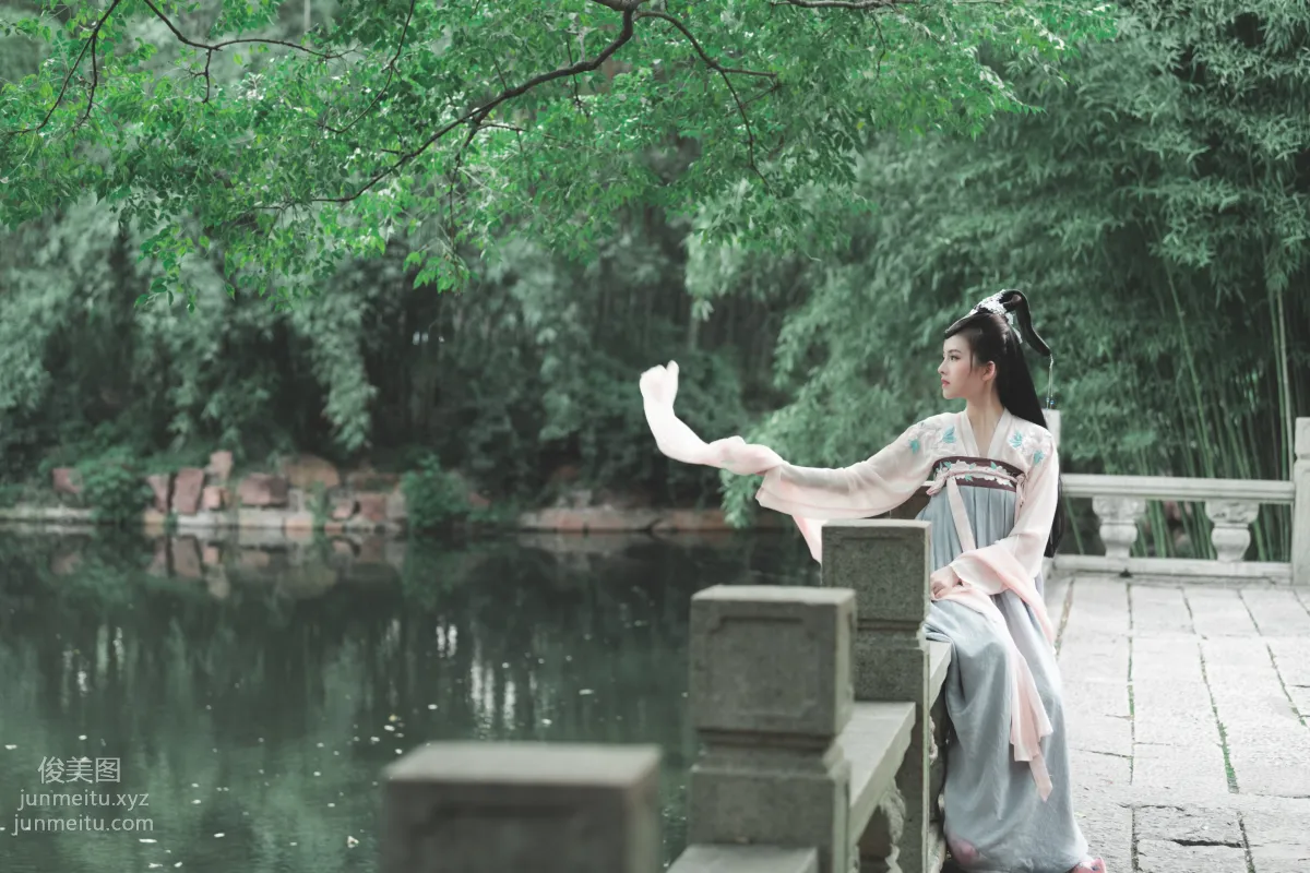 [艺图语] 2022.06.10 莺歌 Dtifa丁小妮 page 20