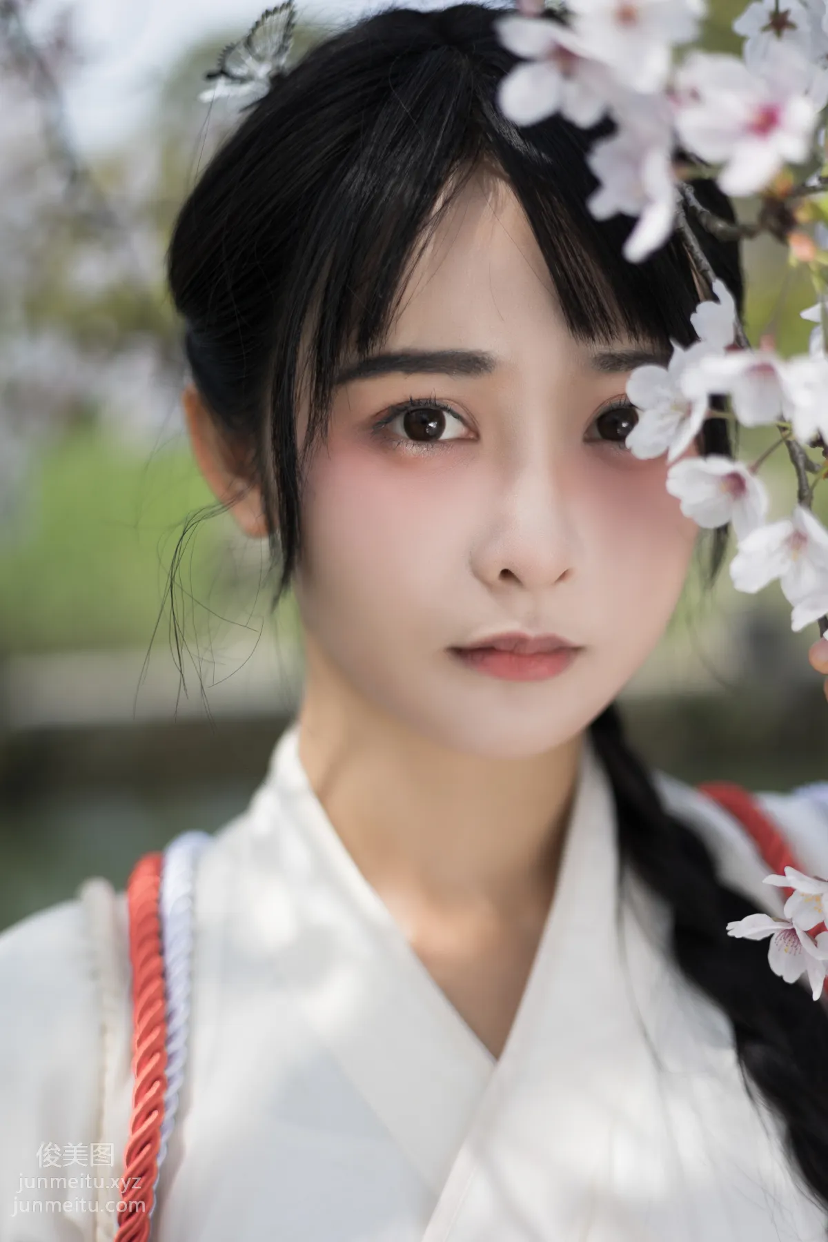 [艺图语] 2022.06.11 四月如你 杨馥羽 page 7