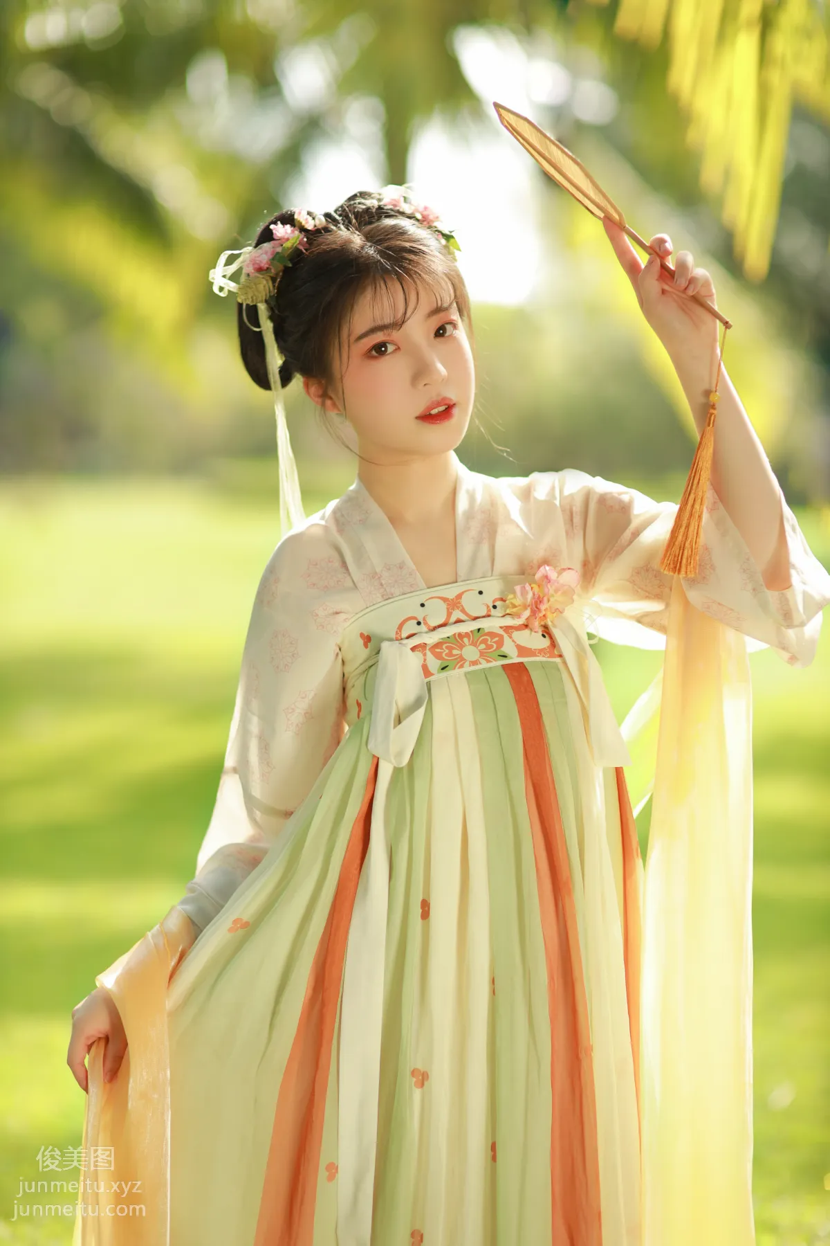 [艺图语] 2022.06.11 夏日少女 我超白_ page 22