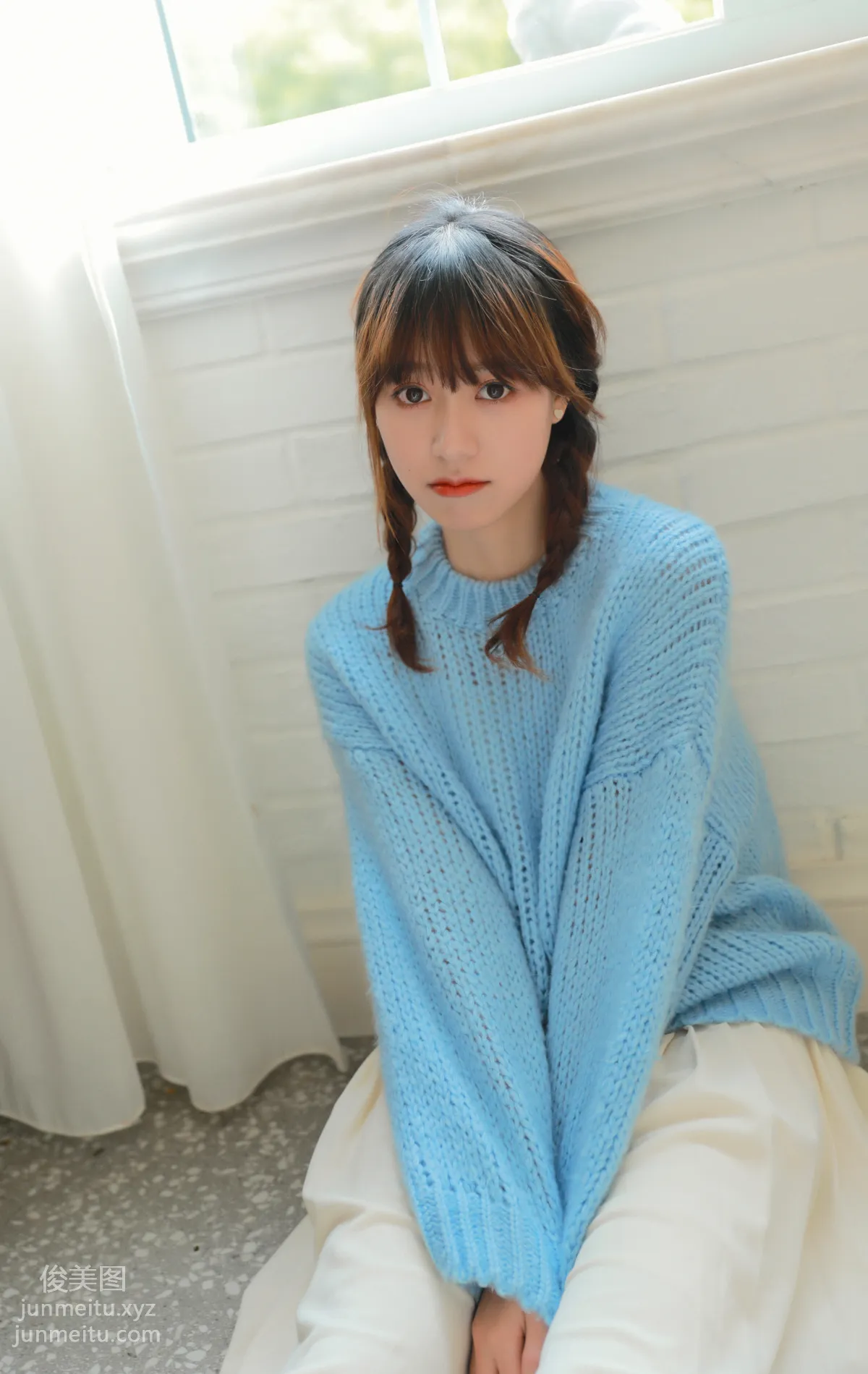 [艺图语] 2022.06.14 坠入这蓝色里 牛泽萌 page 15