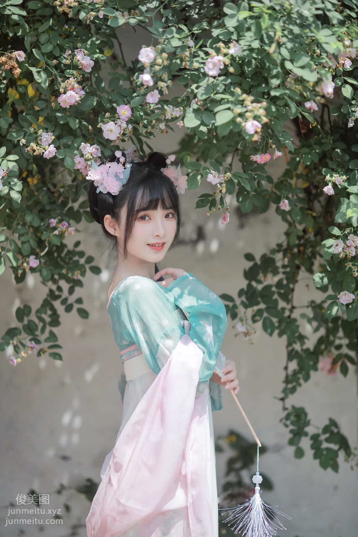[艺图语] 2022.06.14 渐开荷芰落蔷薇 莉莉崽w page 5