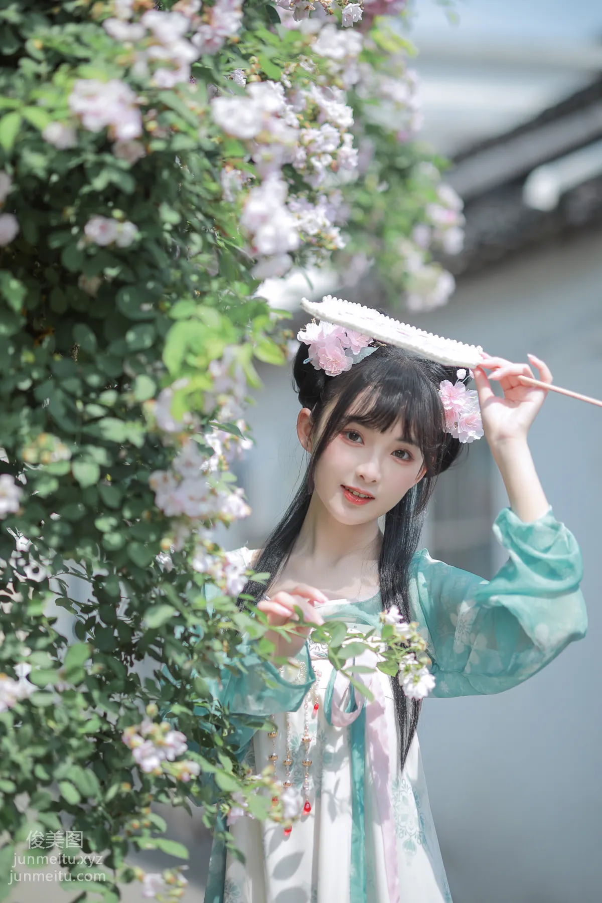 [艺图语] 2022.06.14 渐开荷芰落蔷薇 莉莉崽w page 9